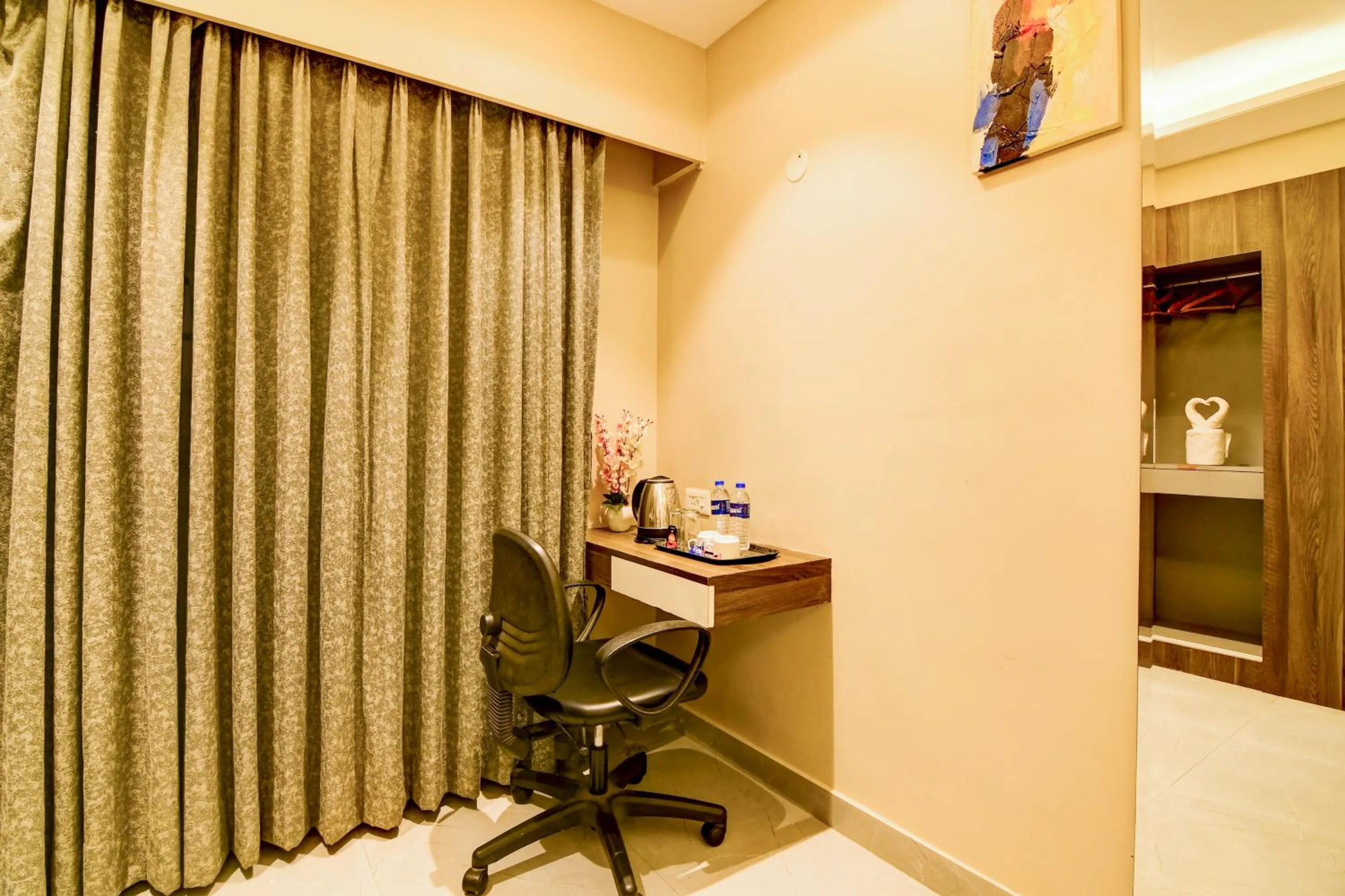 Breakfast in Urban Cliff A Boutique Hotel