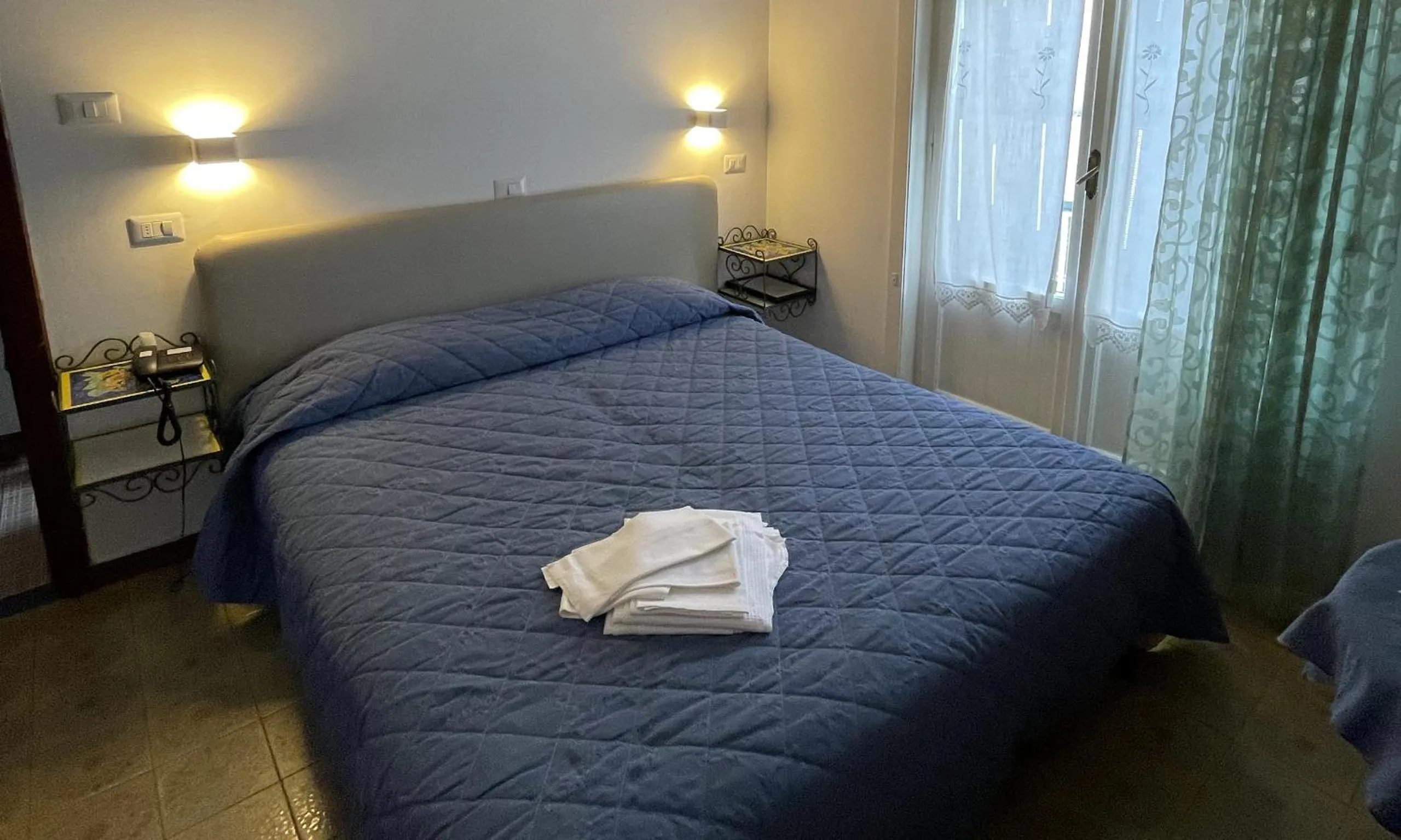 Bedroom, Bed in Hotel Europa