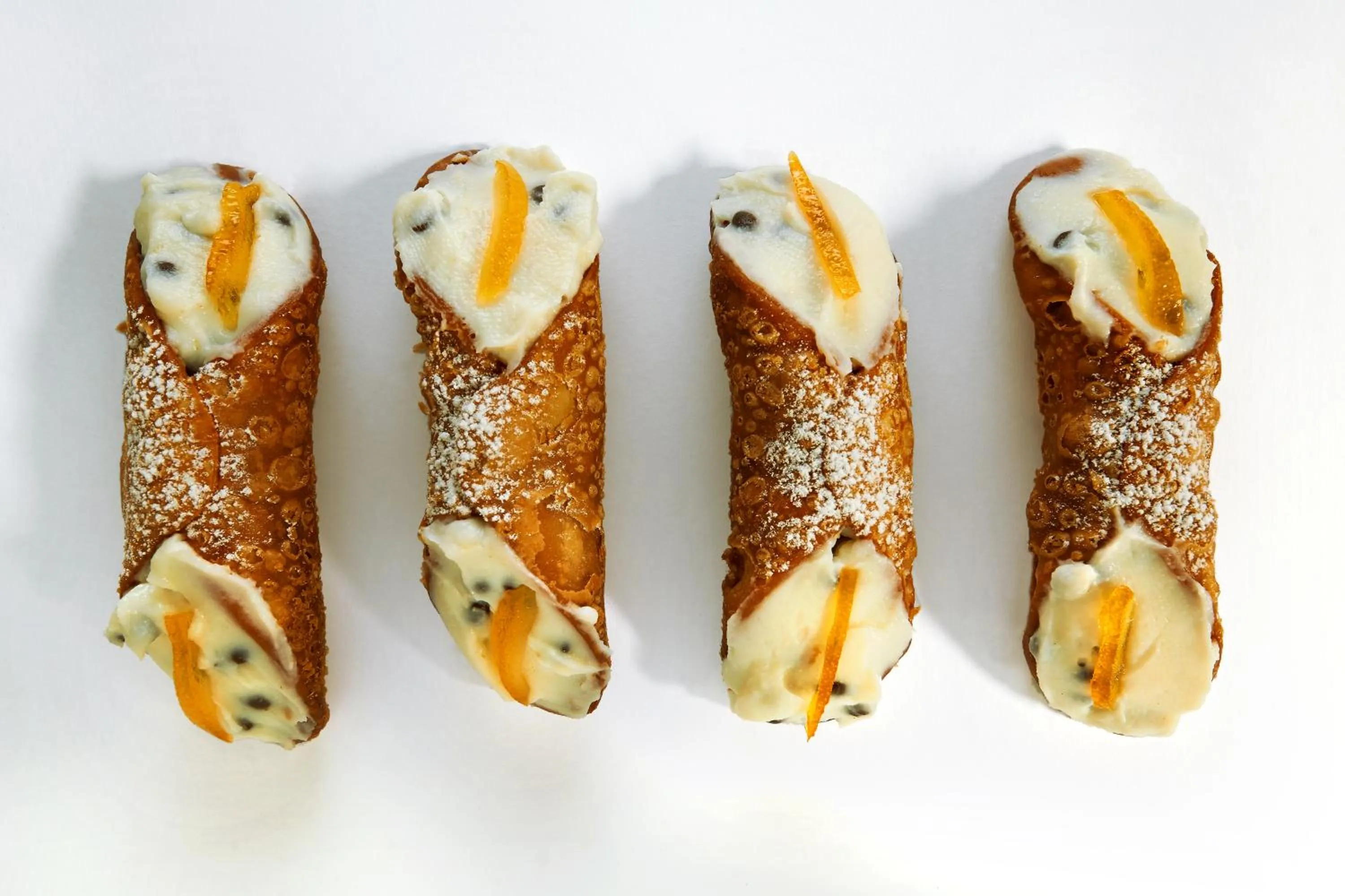 Logo/Certificate/Sign in B&B Cannoli