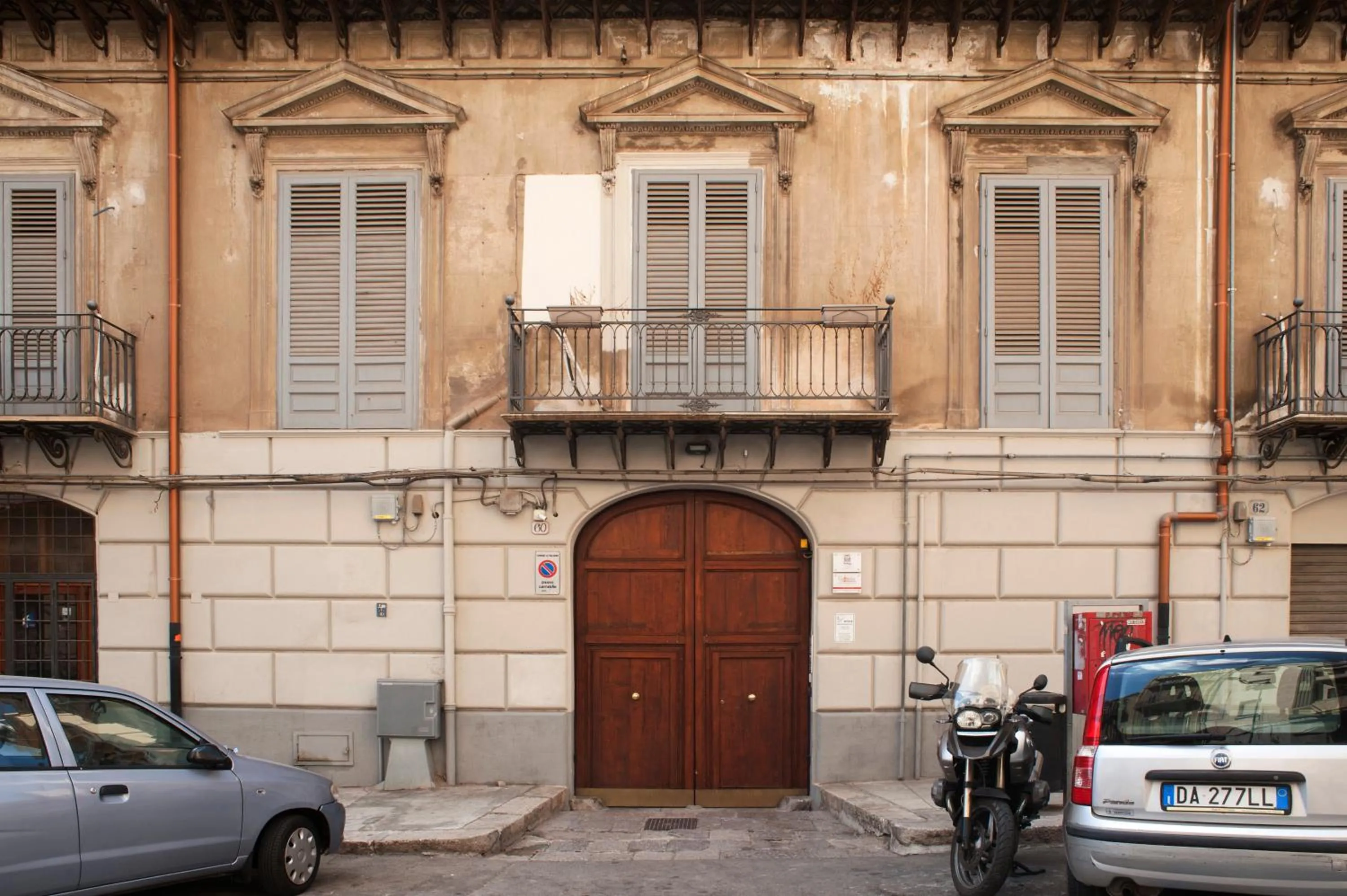 Property building in B&B Cannoli