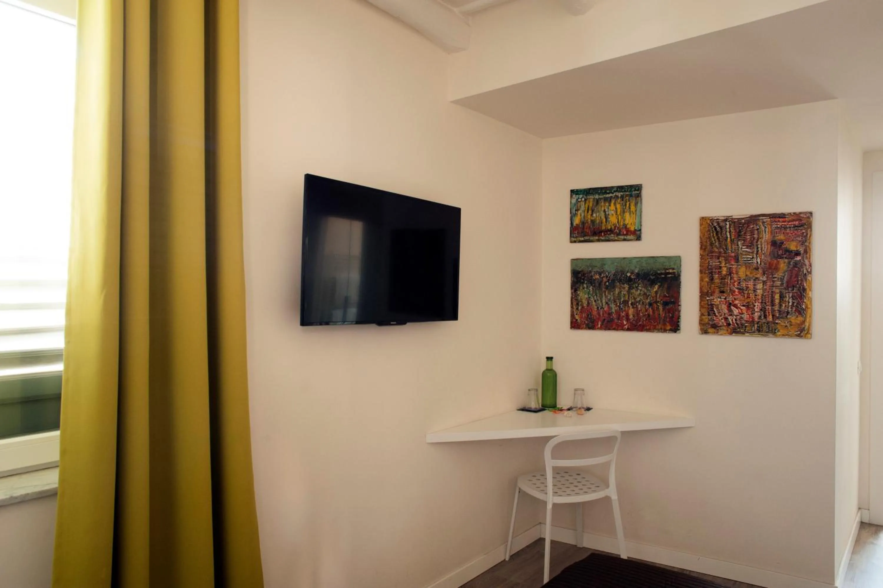 Bedroom in B&B Cannoli