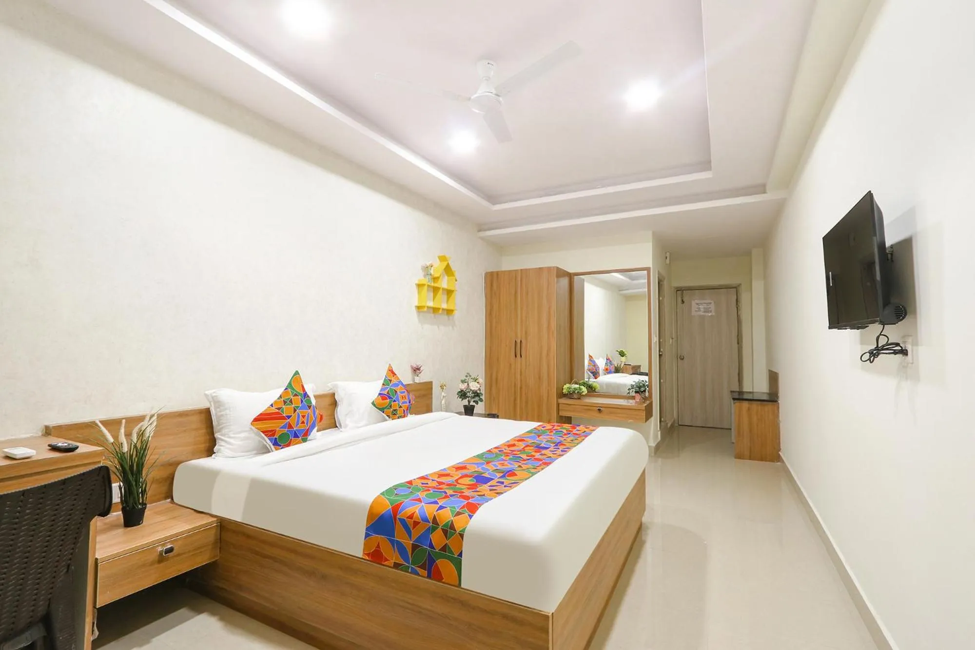 Bed in FabHotel Metro - Nr Secunderabad Railway Station