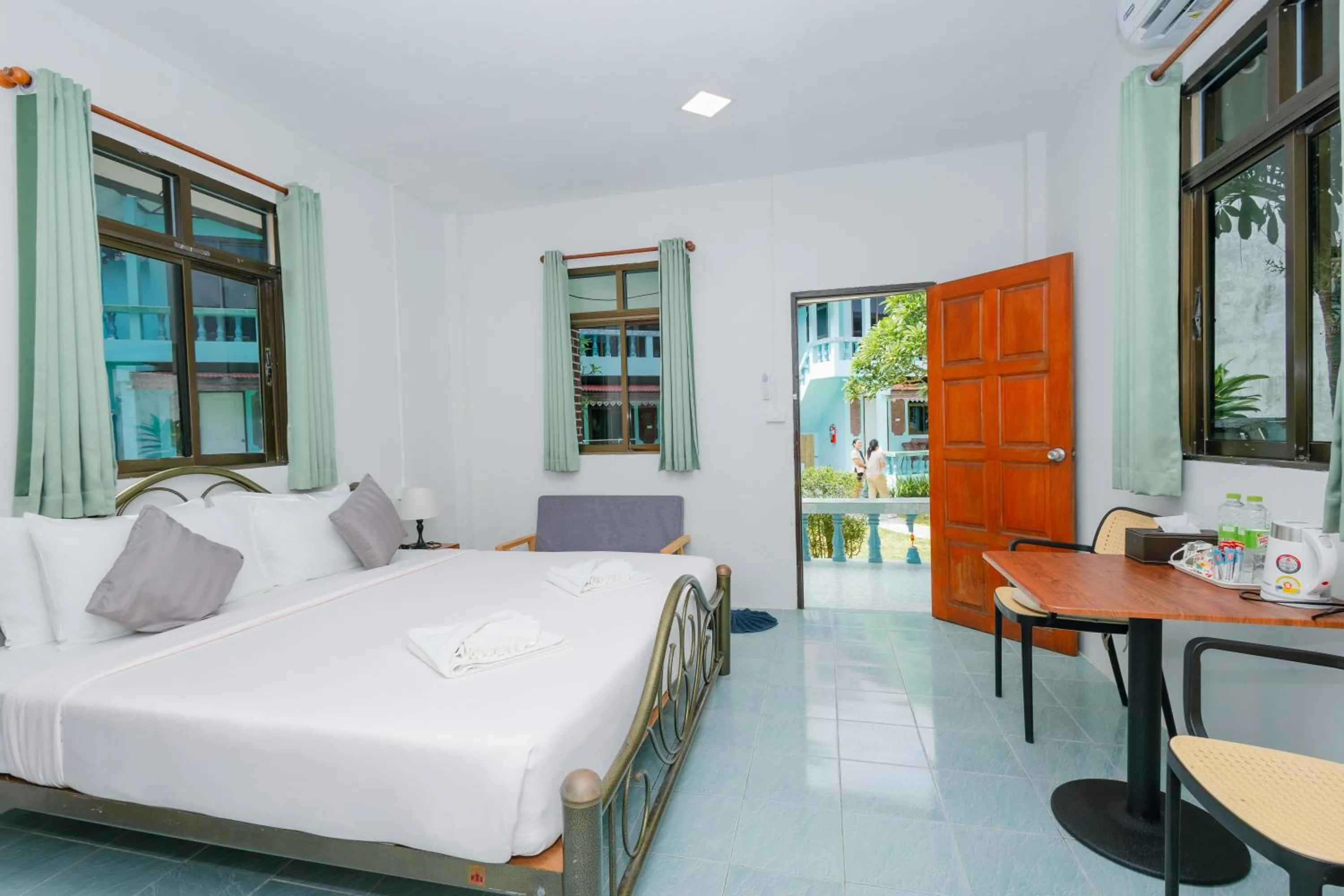Bedroom, Bed in Charung by The Sea