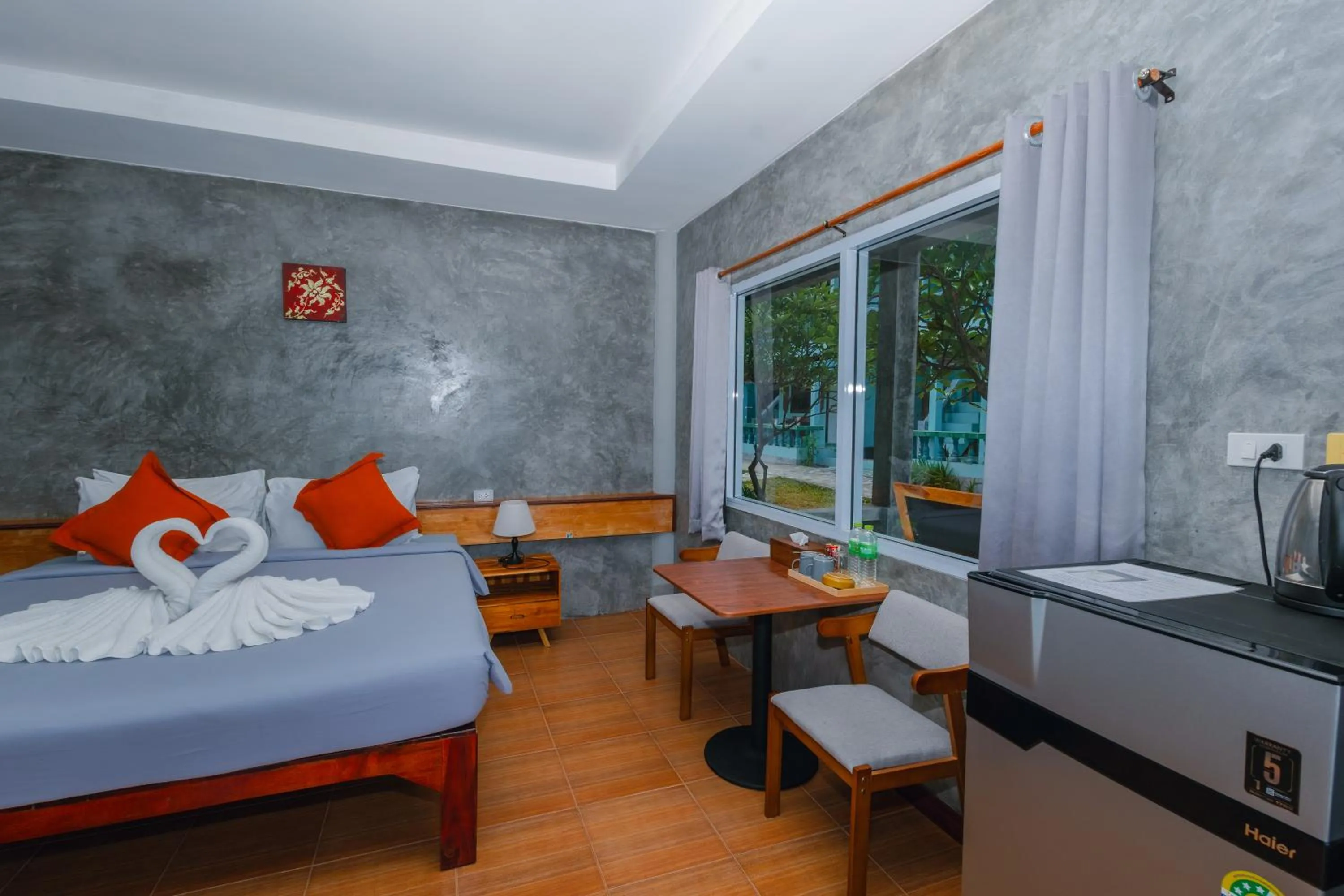 Bedroom, Bed in Charung by The Sea