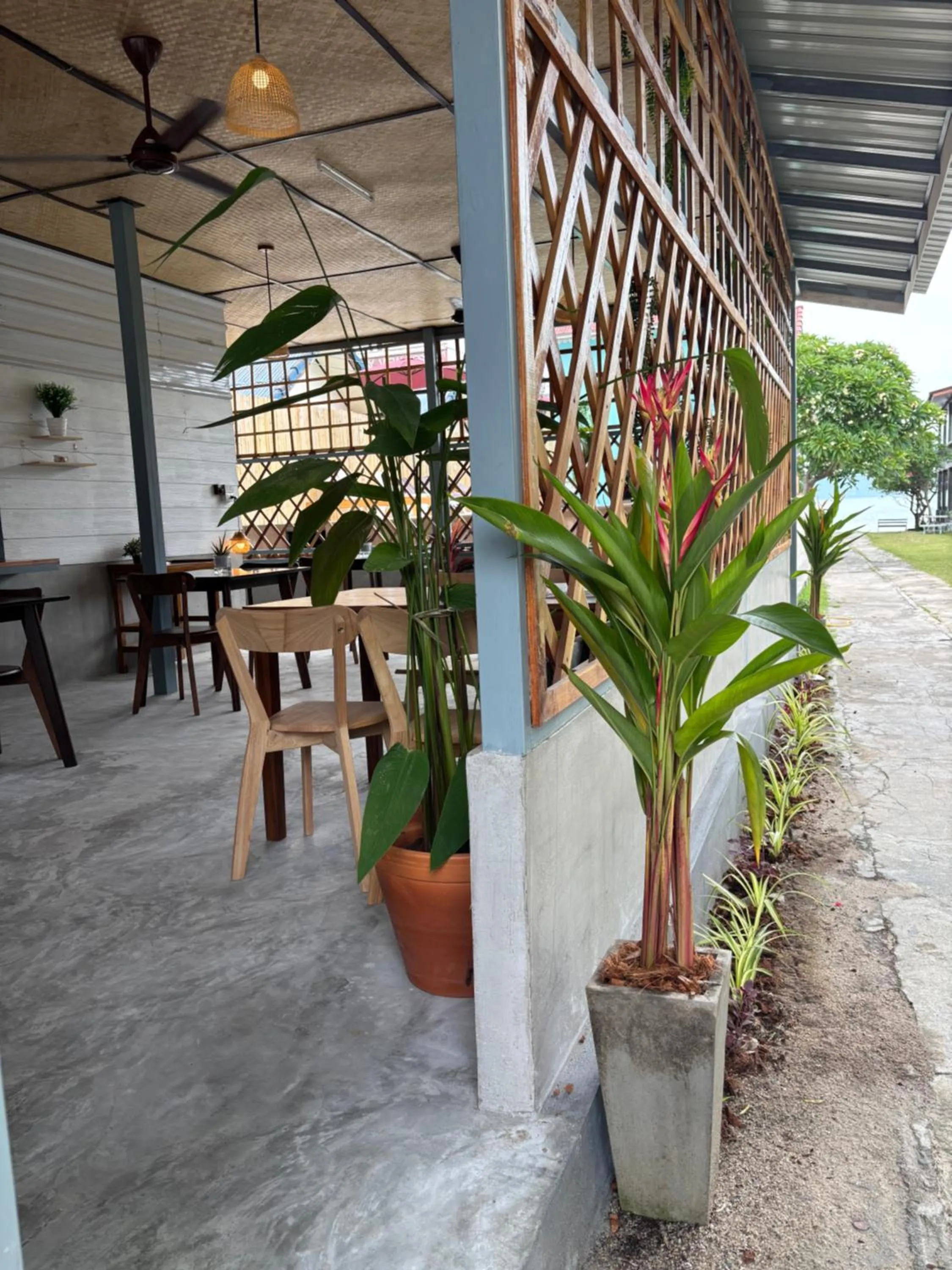Breakfast in Charung by The Sea