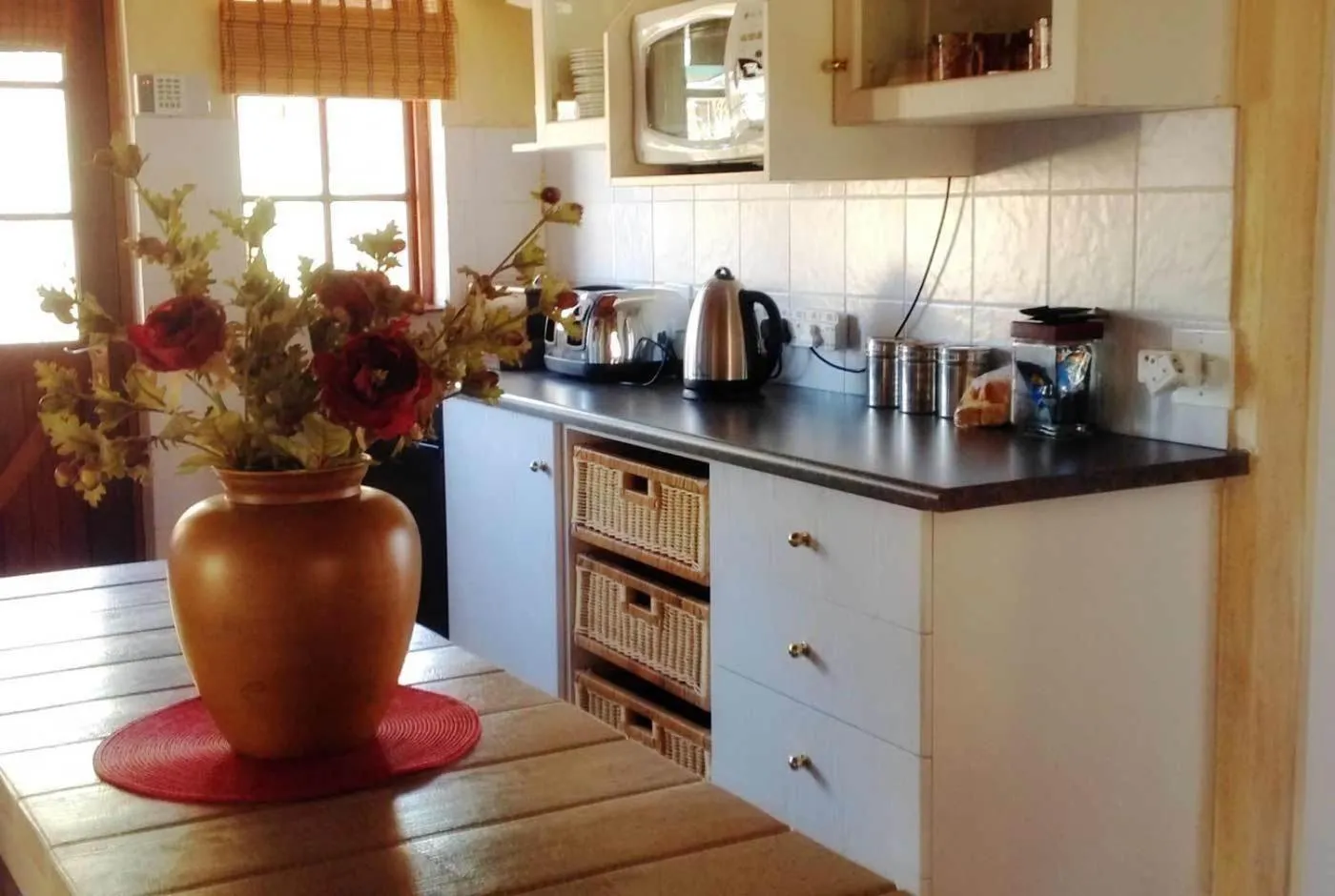 Kitchen or kitchenette in Fox & Squirrel