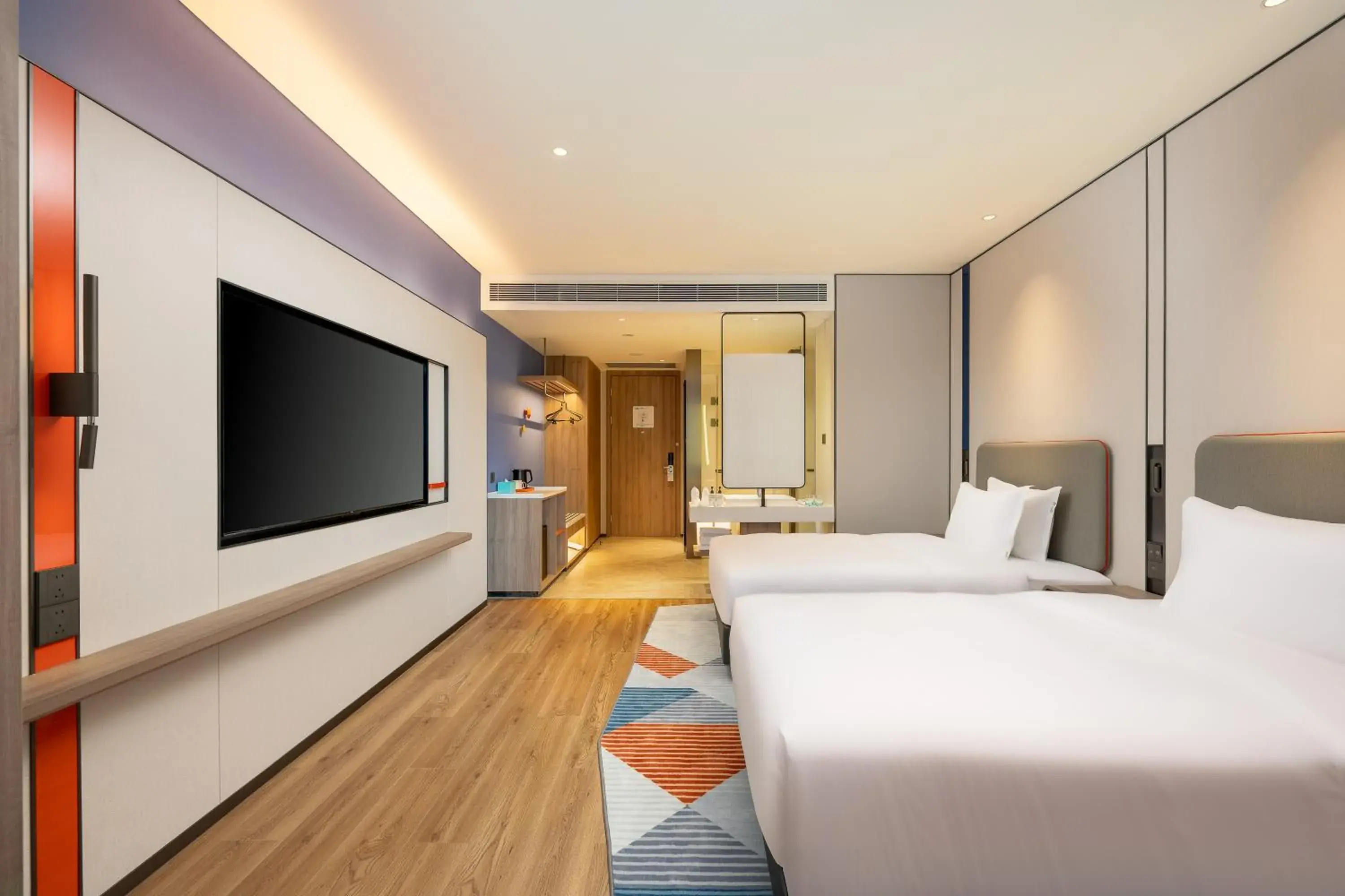 Bedroom, Bed in Holiday Inn Express Shenzhen Guangming by IHG Bedroom, Bed in Holiday Inn Express Shenzhen Guangming by IHG
