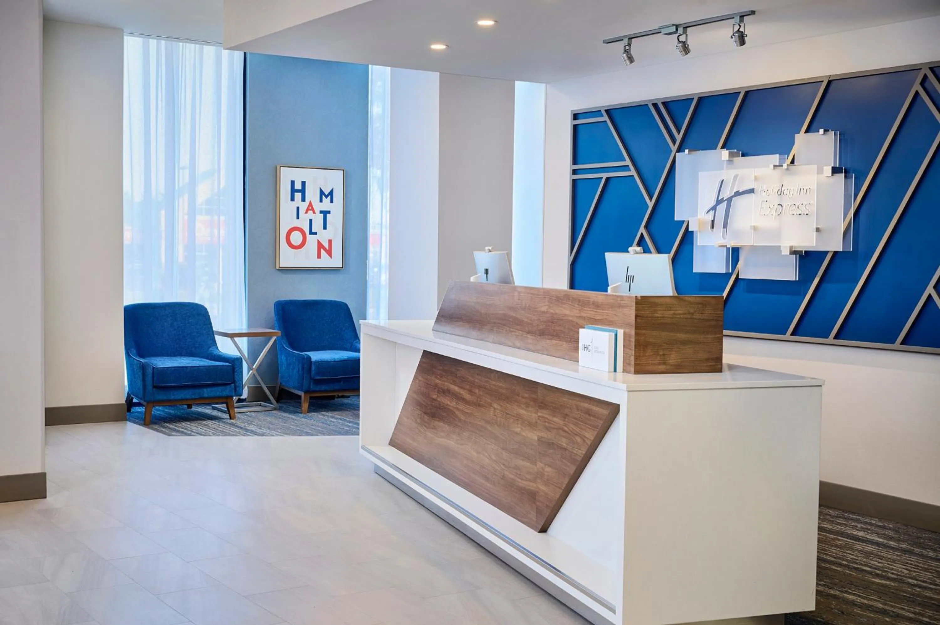 Property building in Holiday Inn Express Hamilton - Upper James by IHG