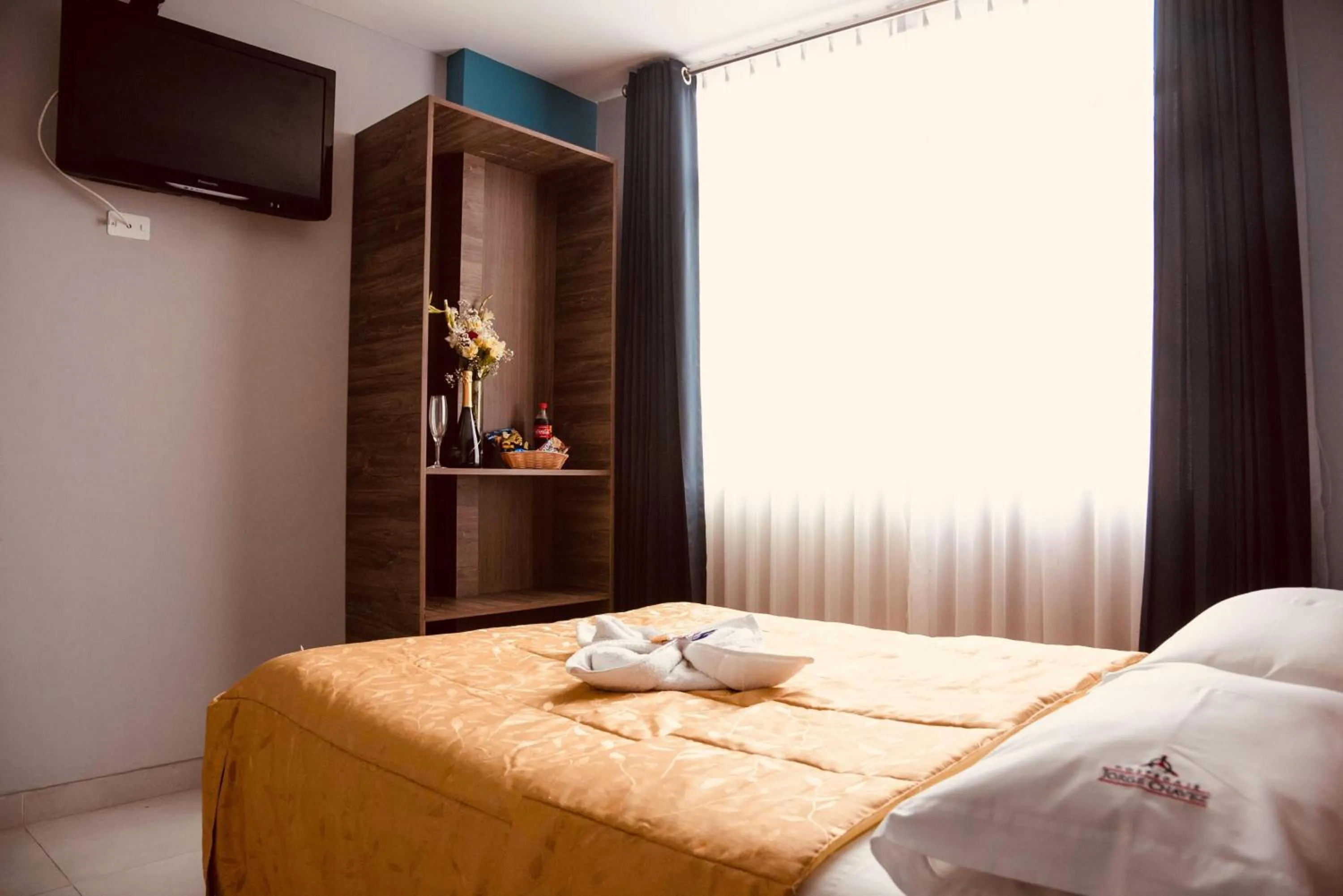 Bed in Hotel Jorge Chavez