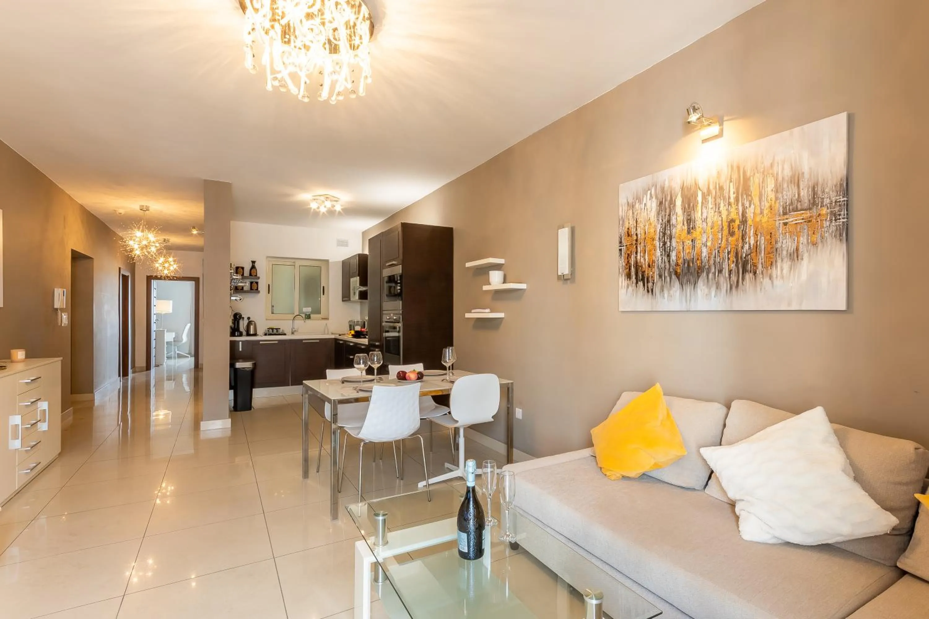 Modern and comfortable apart Savoy Garden - Happy Rentals