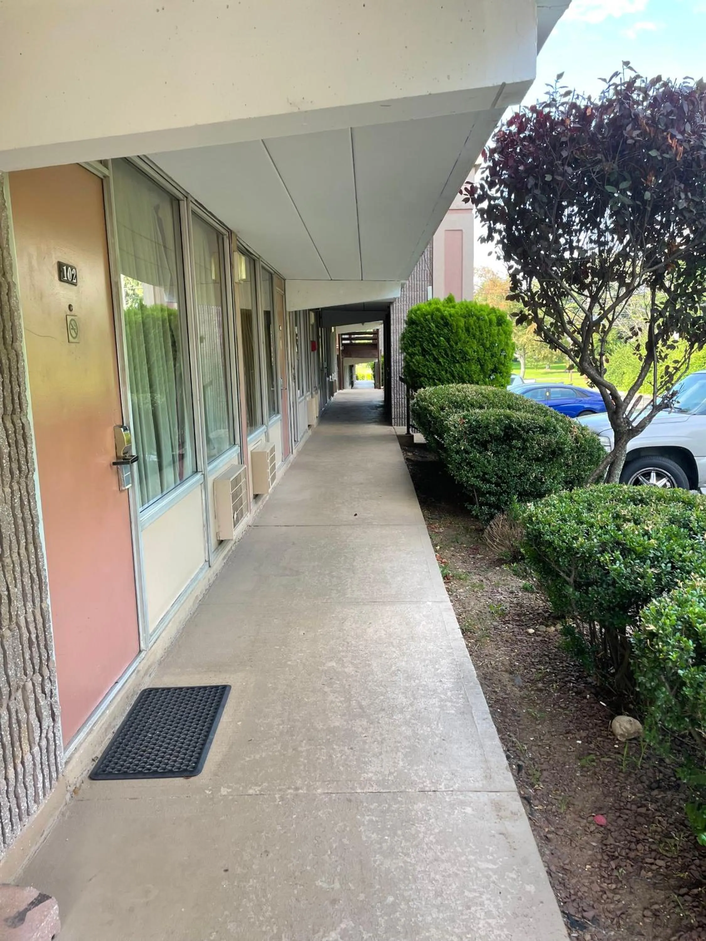 Property building in Travelers Inn