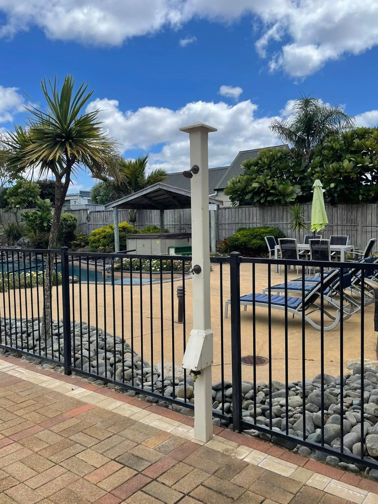 Swimming pool in Ocean Breeze Resort Pauanui