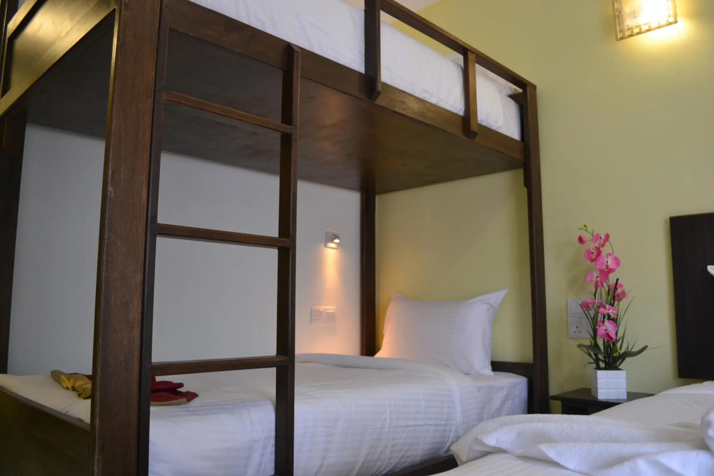 Deluxe Quadruple Room in DR Hotel Penang Deluxe Quadruple Room in DR Hotel Penang