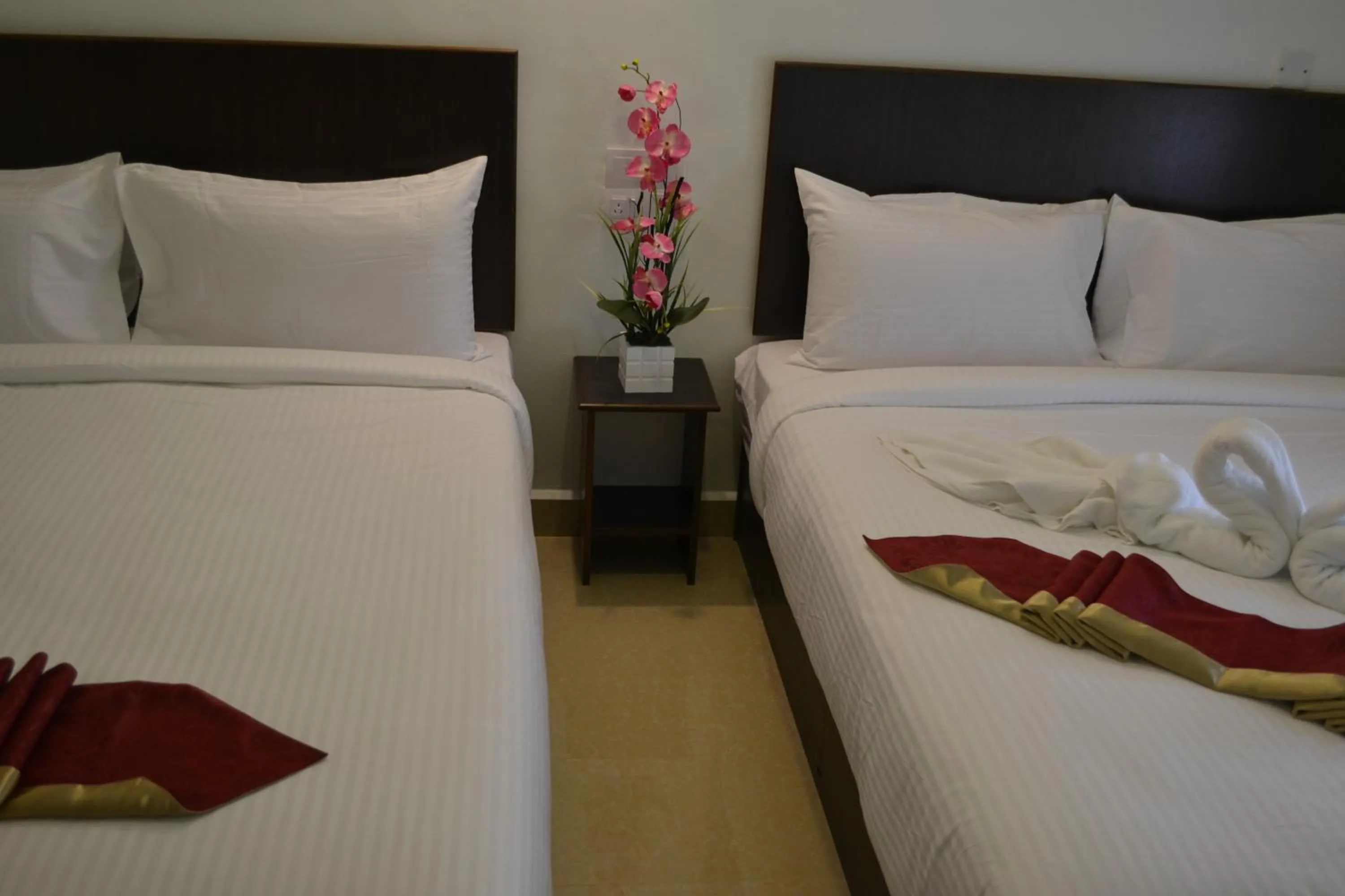 Bed in DR Hotel Penang