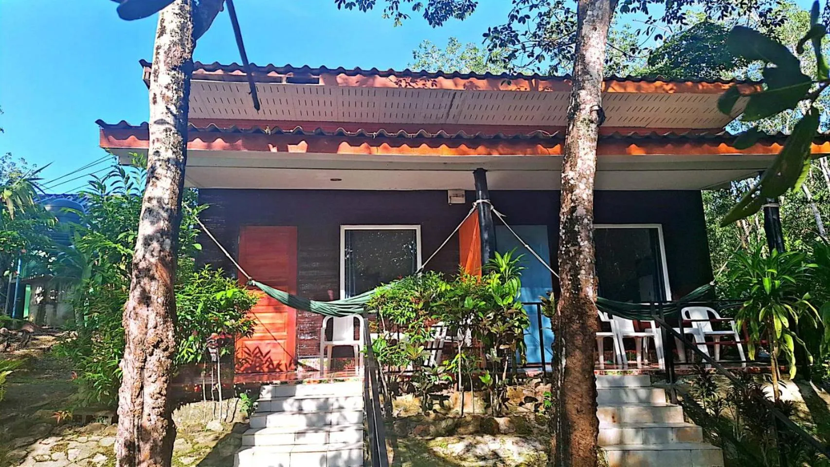 Property building in Lanta Maikeaw Bungalow