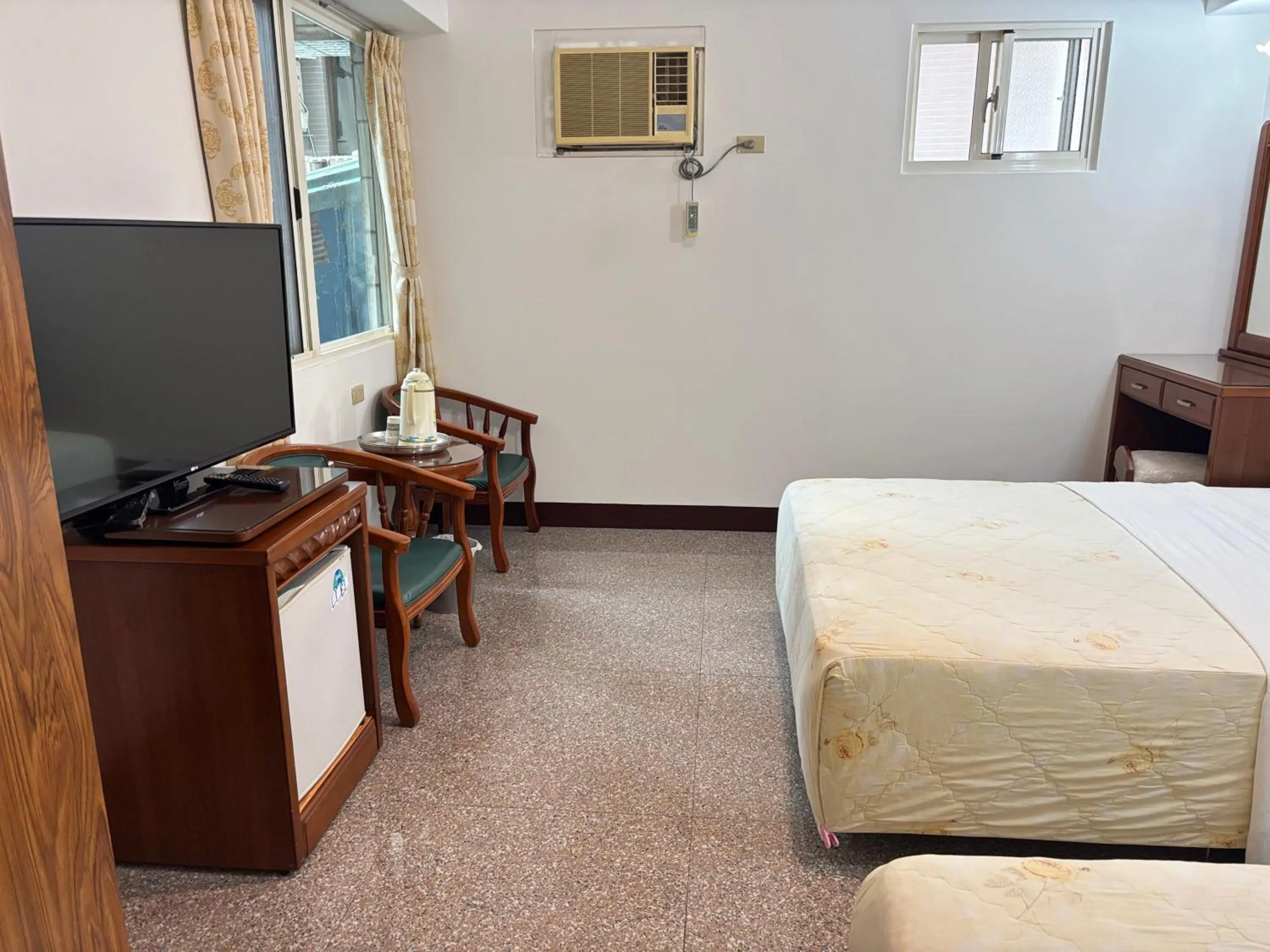 Bed in Chantai Hotel