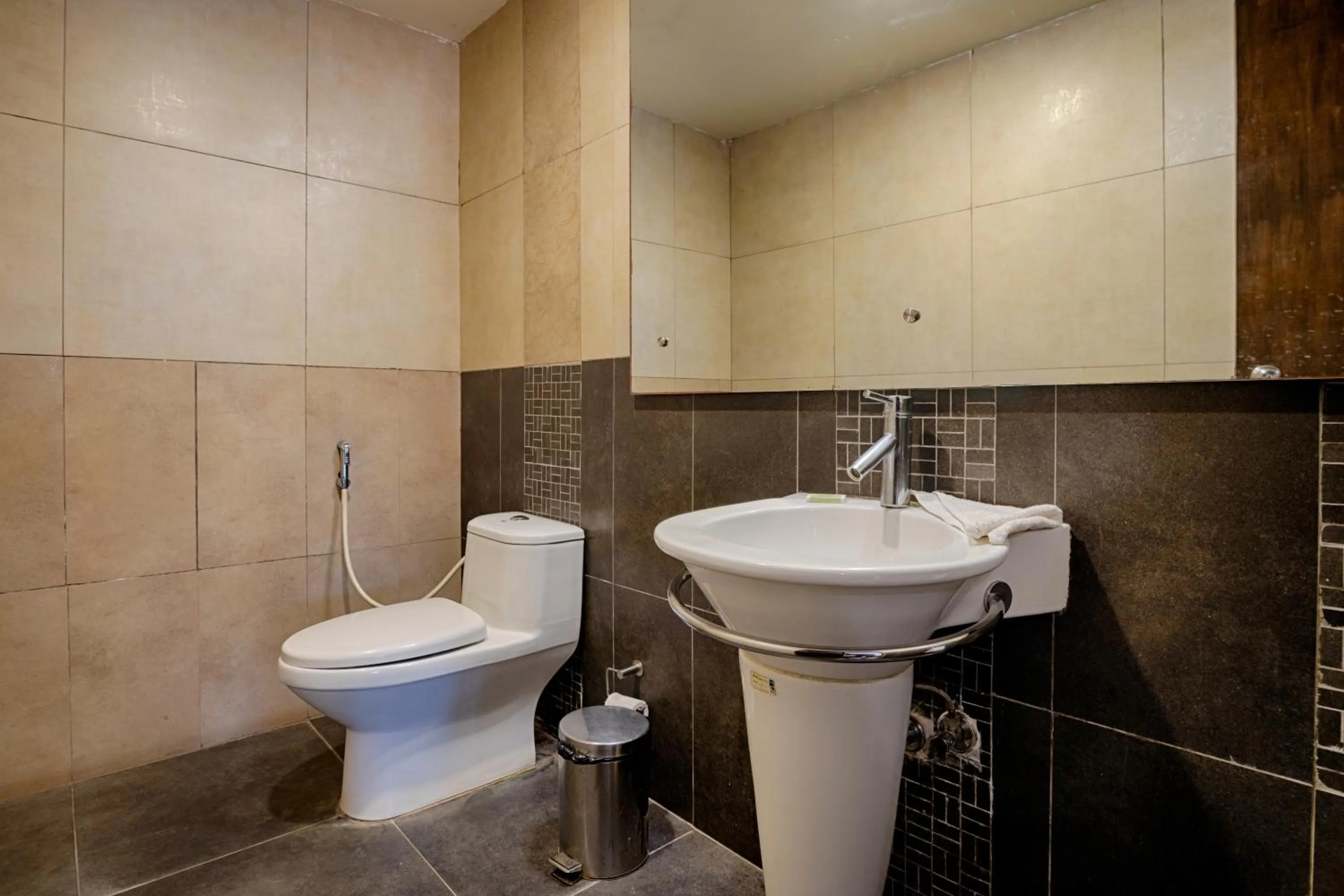 Shower in Grand Serenaa Hotel & Resorts, Auroville