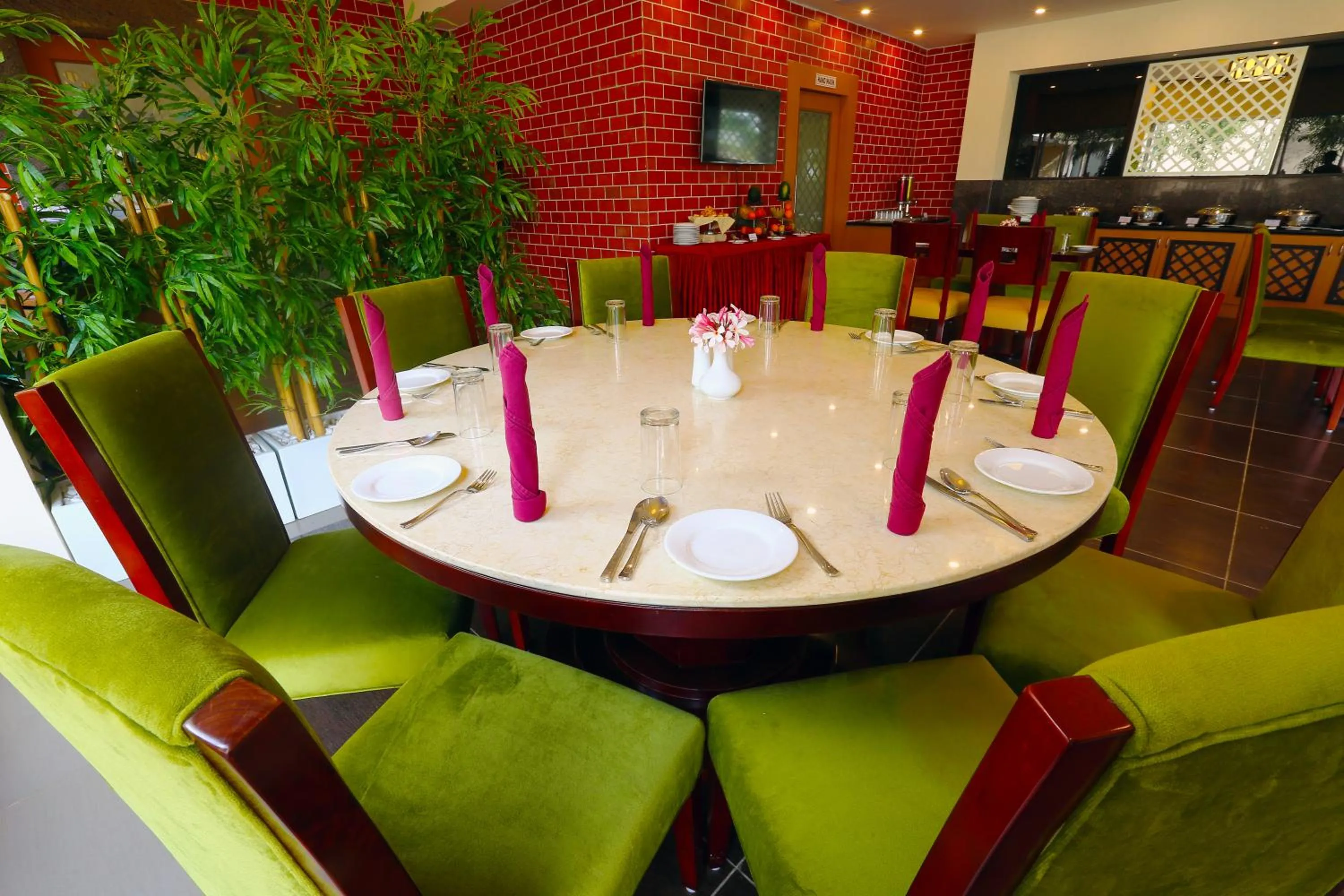 Restaurant/places to eat in Grand Serenaa Hotel & Resorts, Auroville