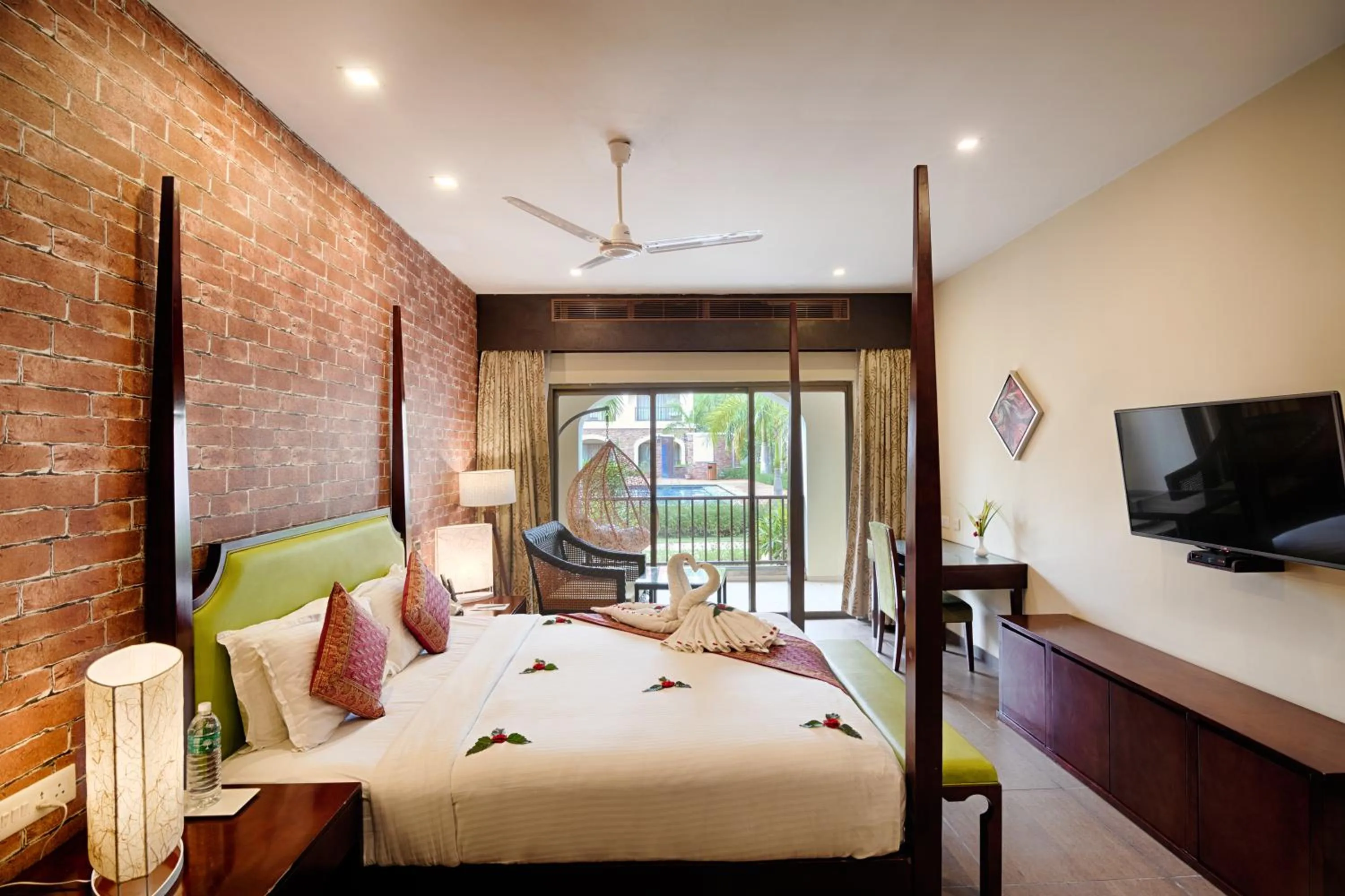 Photo of the whole room, Bed in Grand Serenaa Hotel & Resorts, Auroville