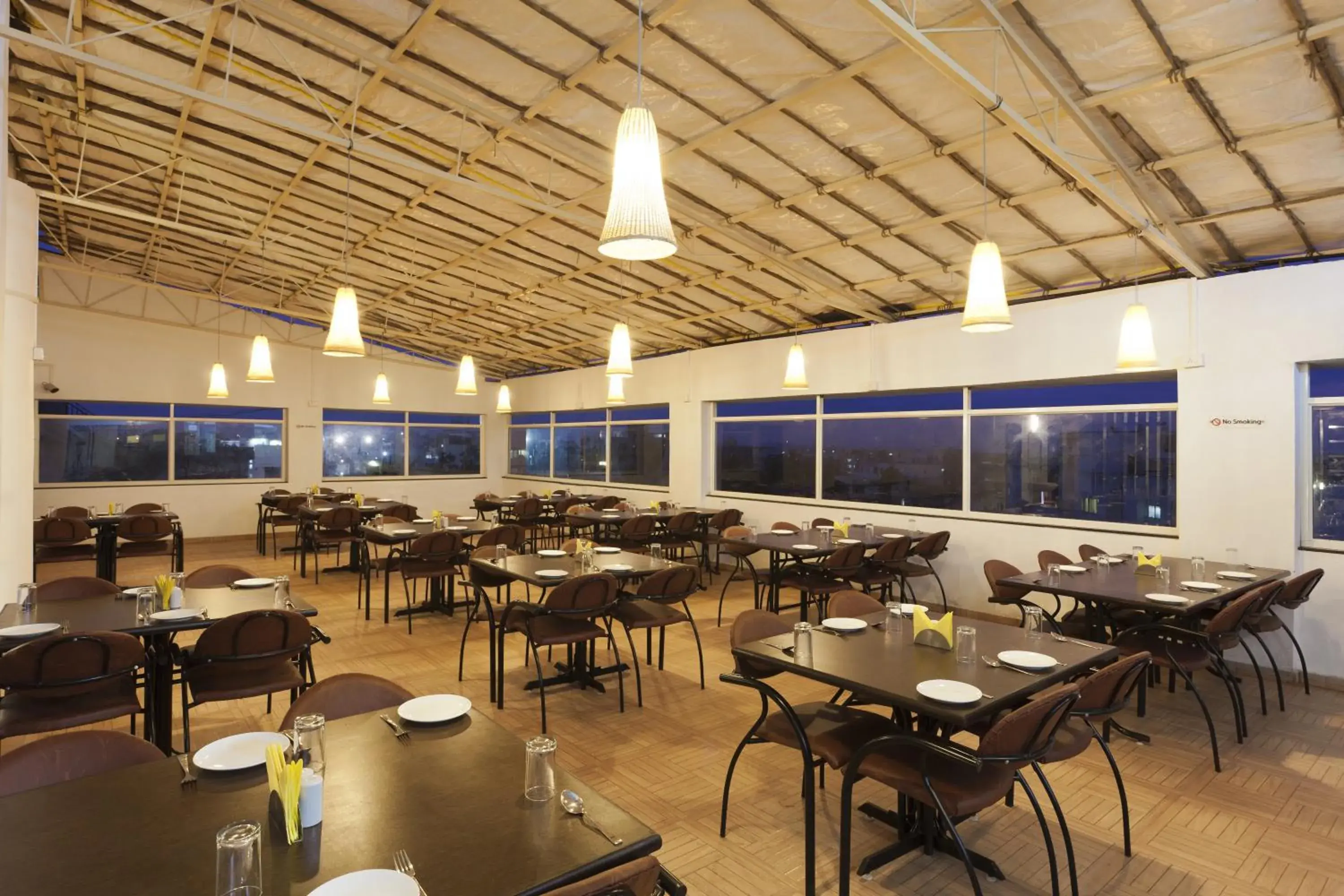 Restaurant/places to eat in Hotel Atria, Kolhapur Restaurant/places to eat in Hotel Atria, Kolhapur