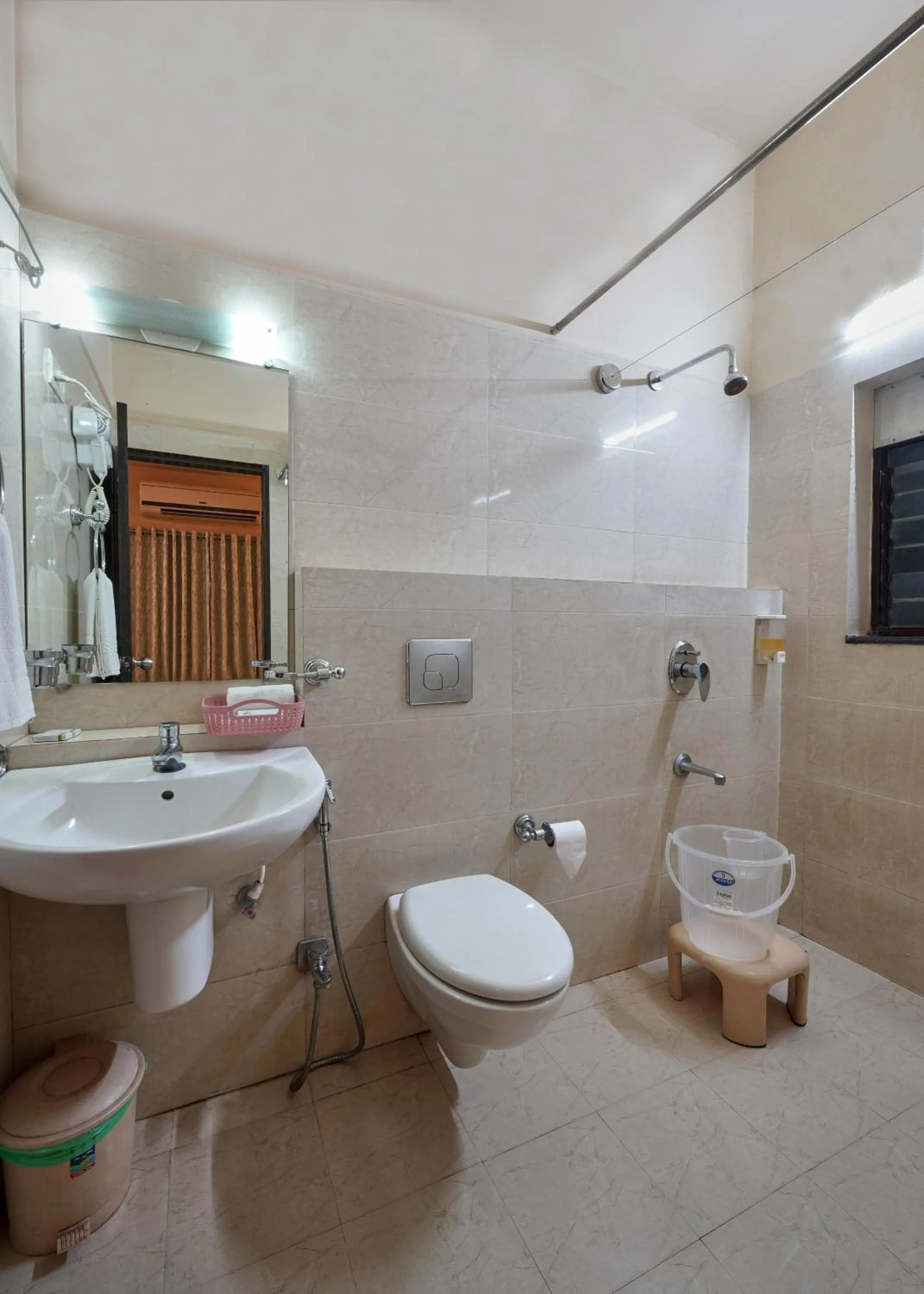 Bathroom in Hotel Atria, Kolhapur
