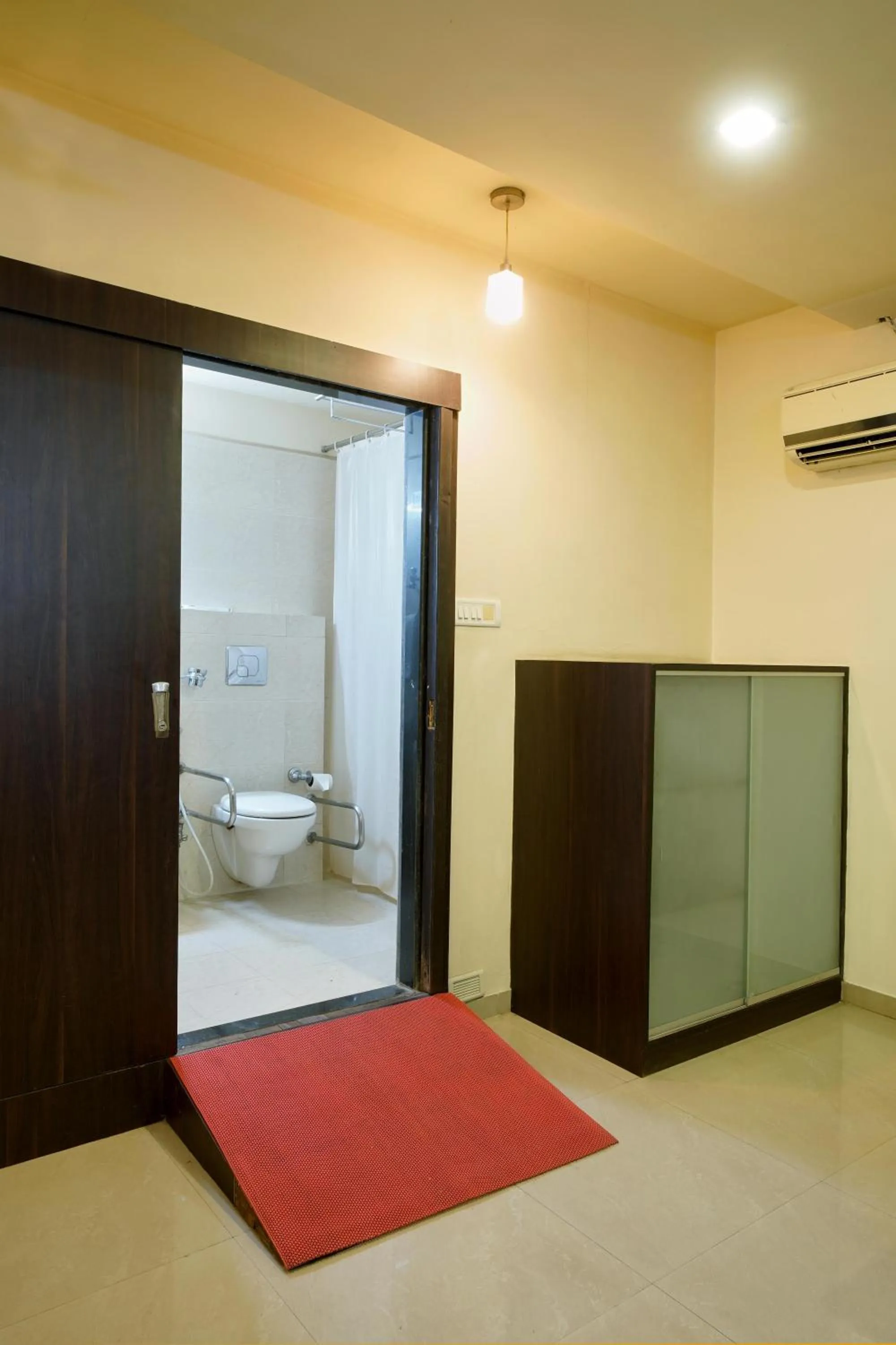 Bathroom in Hotel Atria, Kolhapur