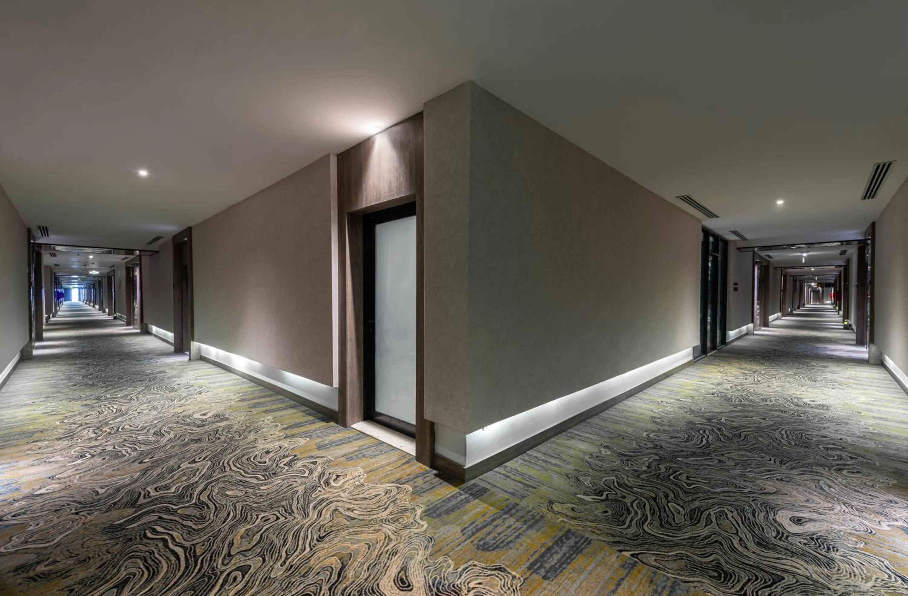 Area and facilities in Ewaa Express Hotel - Abha