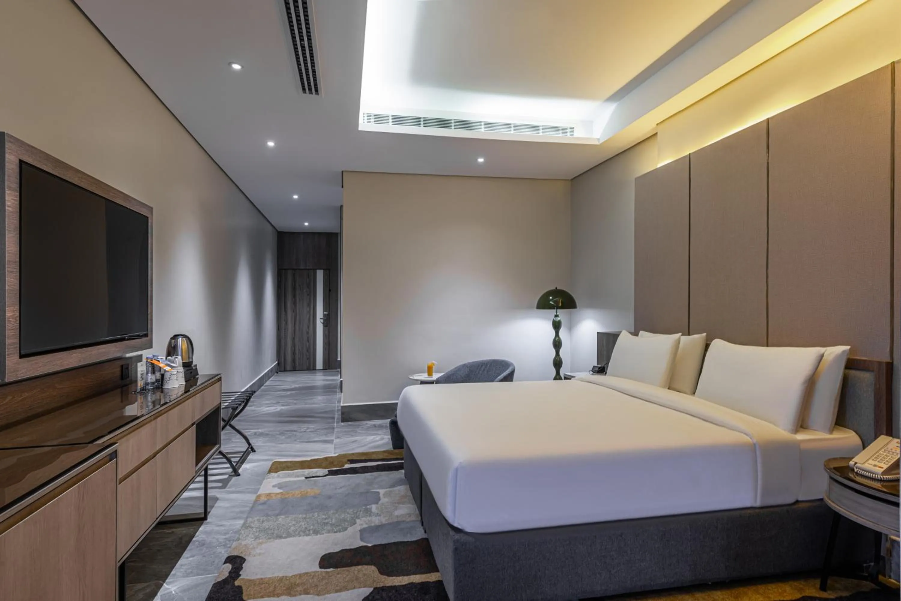 Bedroom, Bed in Ewaa Express Hotel - Abha