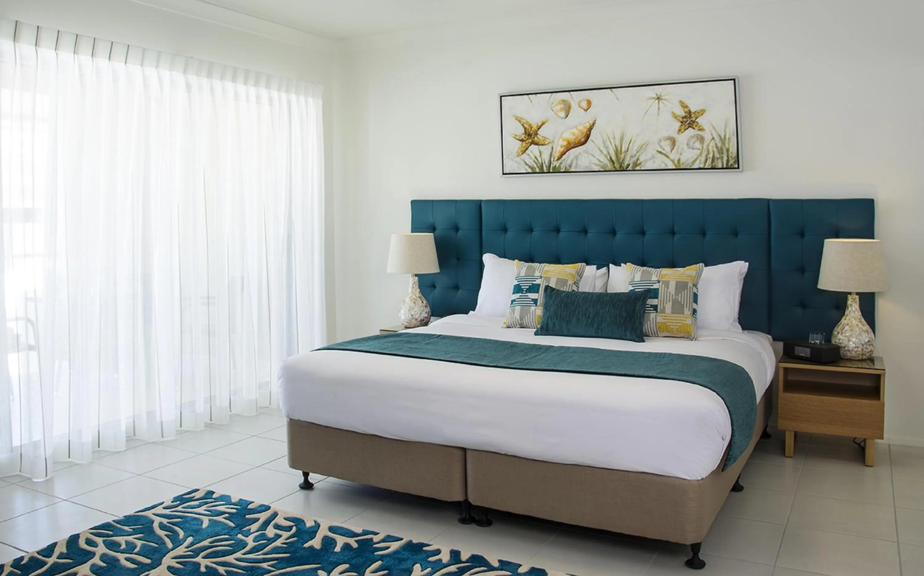 Bedroom, Bed in 1770 Lagoons Central Apartment Resort Official