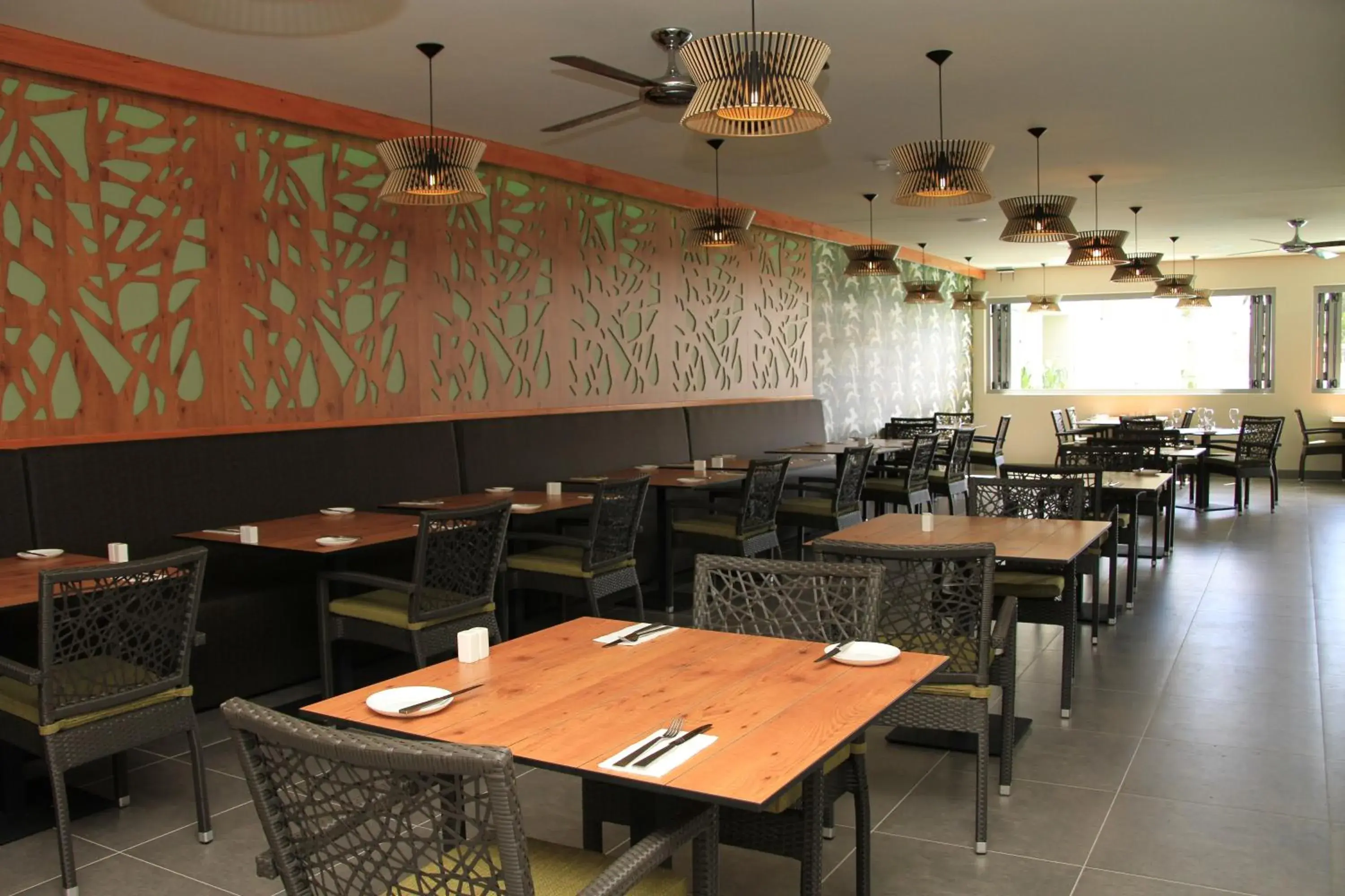 Restaurant/places to eat in 1770 Lagoons Central Apartment Resort Official Restaurant/places to eat in 1770 Lagoons Central Apartment Resort Official