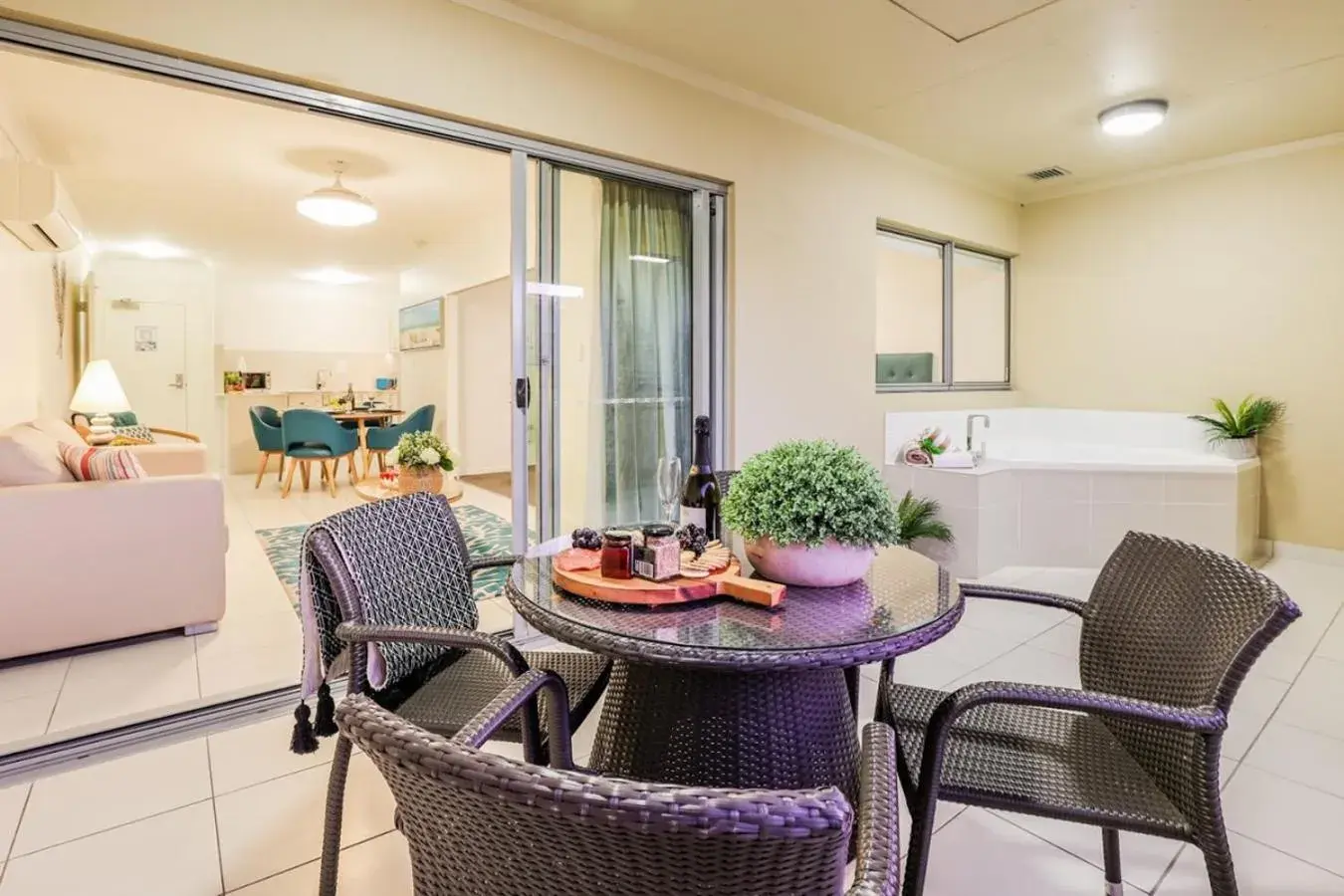 Two-Bedroom Apartment in 1770 Lagoons Central Apartment Resort Official Two-Bedroom Apartment in 1770 Lagoons Central Apartment Resort Official