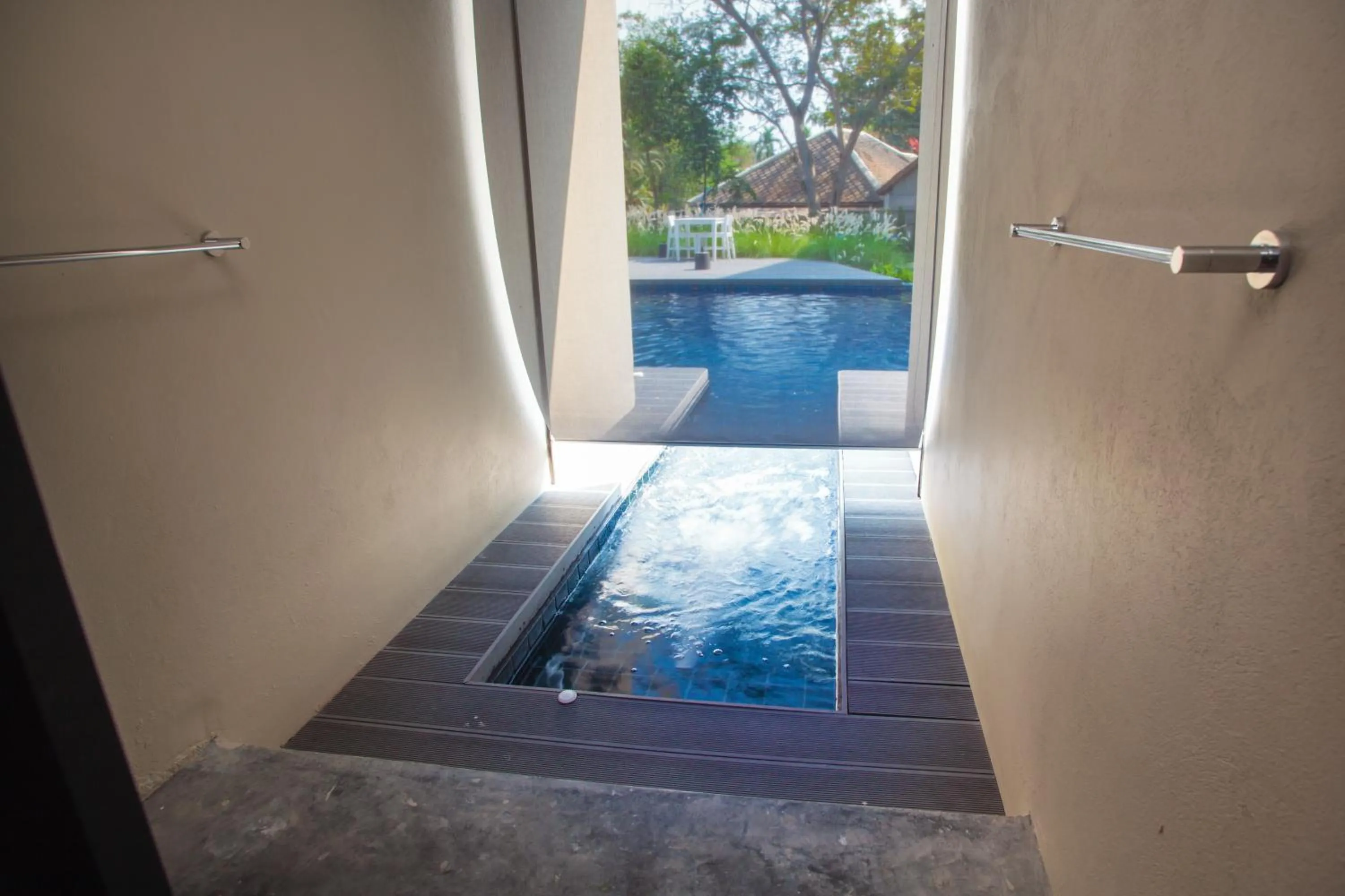 Swimming pool in Stellars Samed Resort