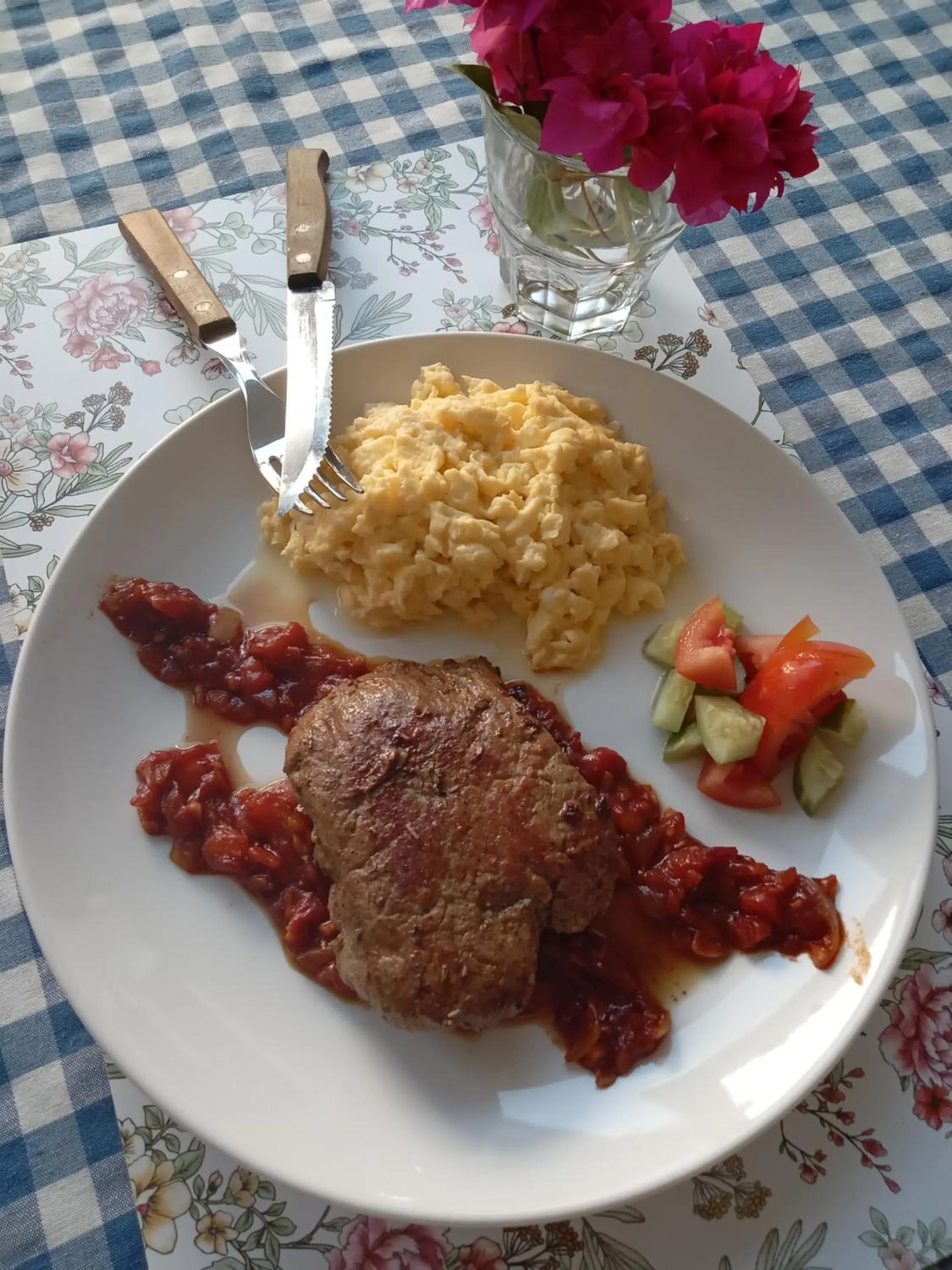 Food and drinks in Gili Ocean Club - ADULTS ONLY