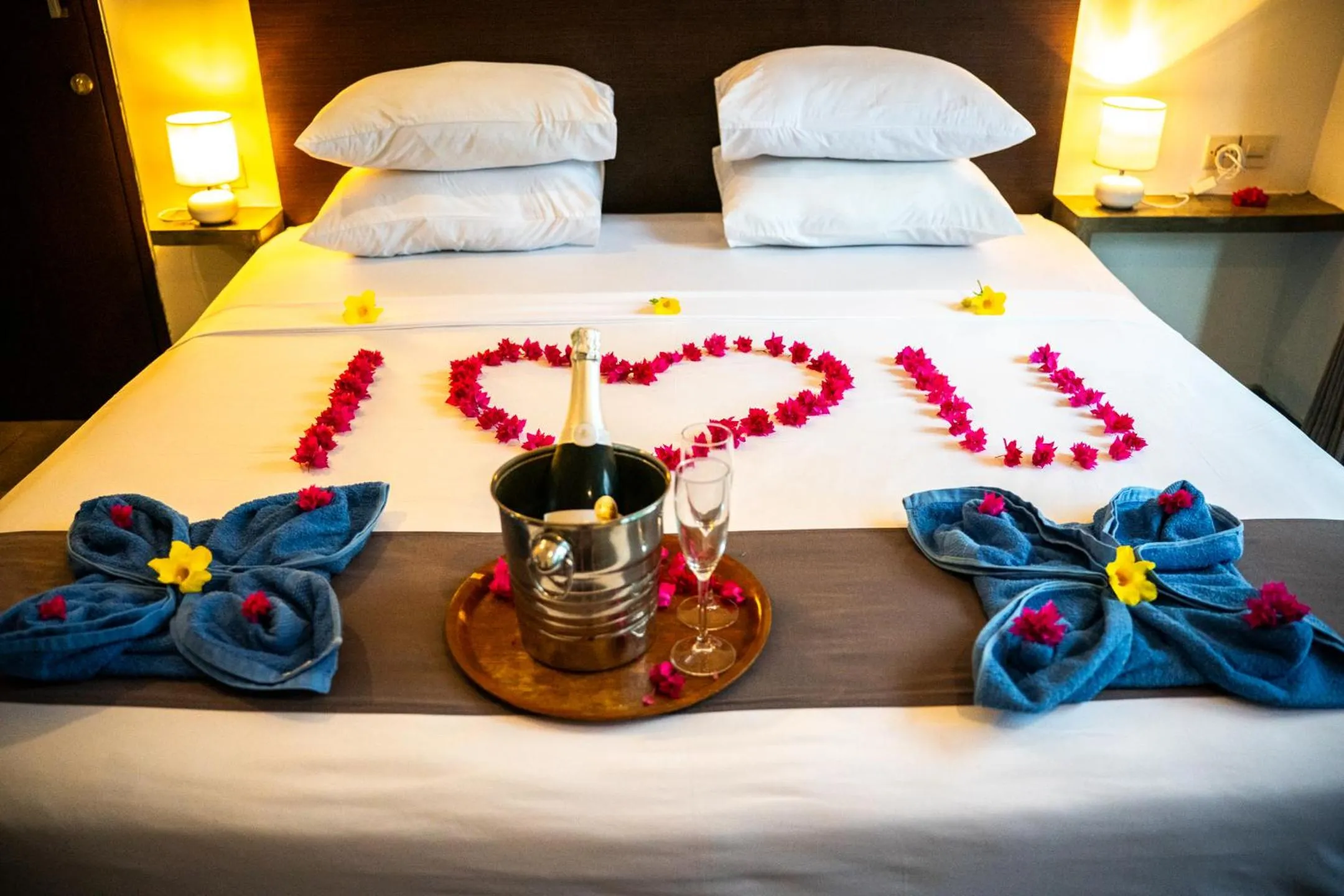 Bed in Gili Ocean Club - ADULTS ONLY