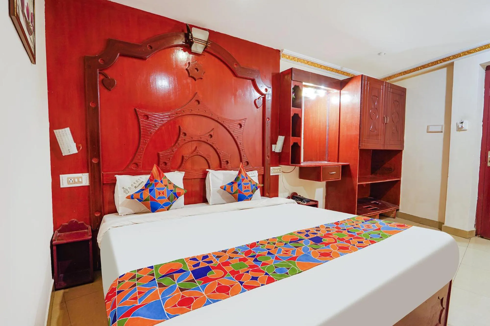 Bed in FabHotel Roshan Residency - Nr Kurinji Andavar Temple