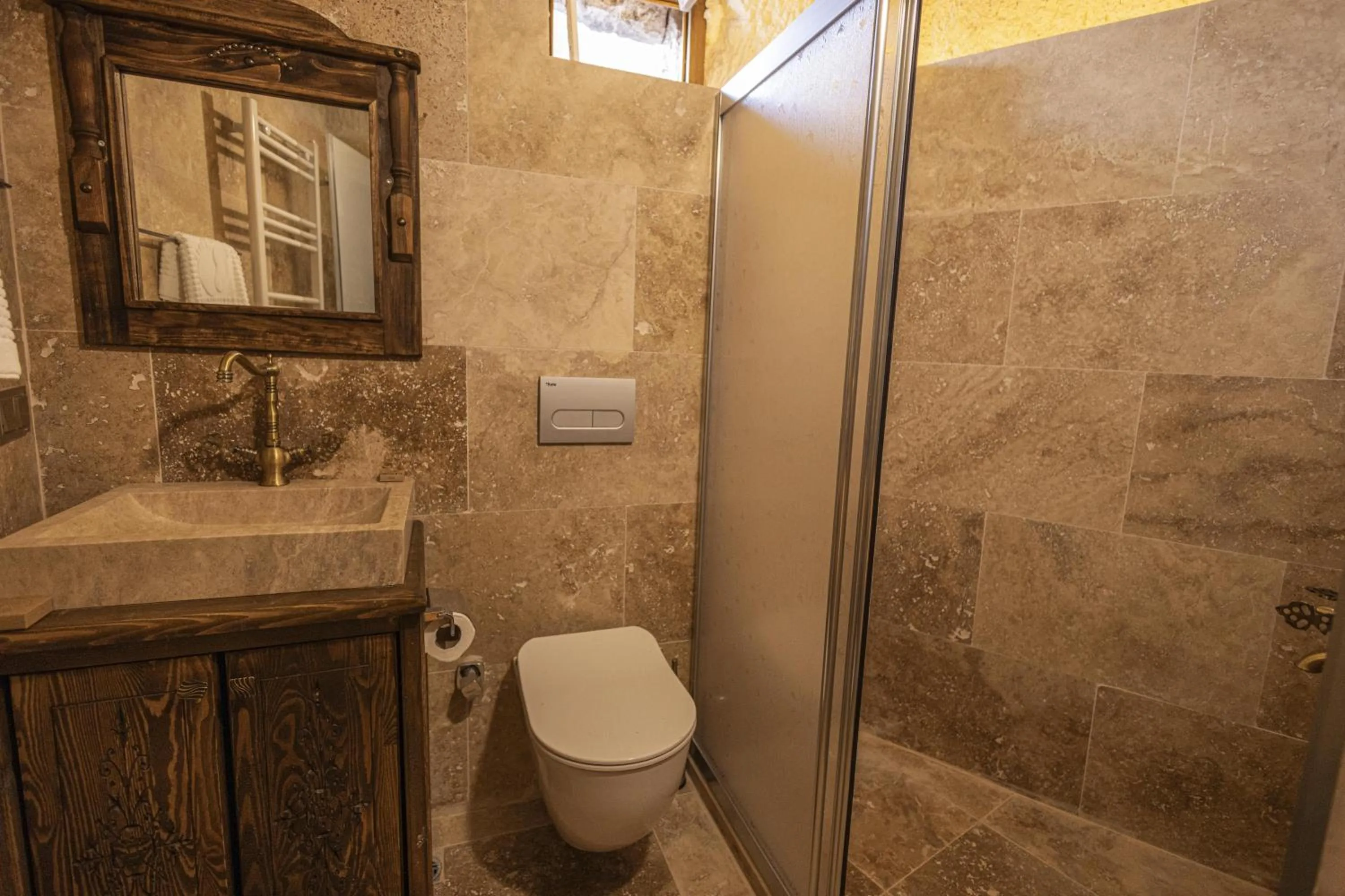 Kayaharman cave otel