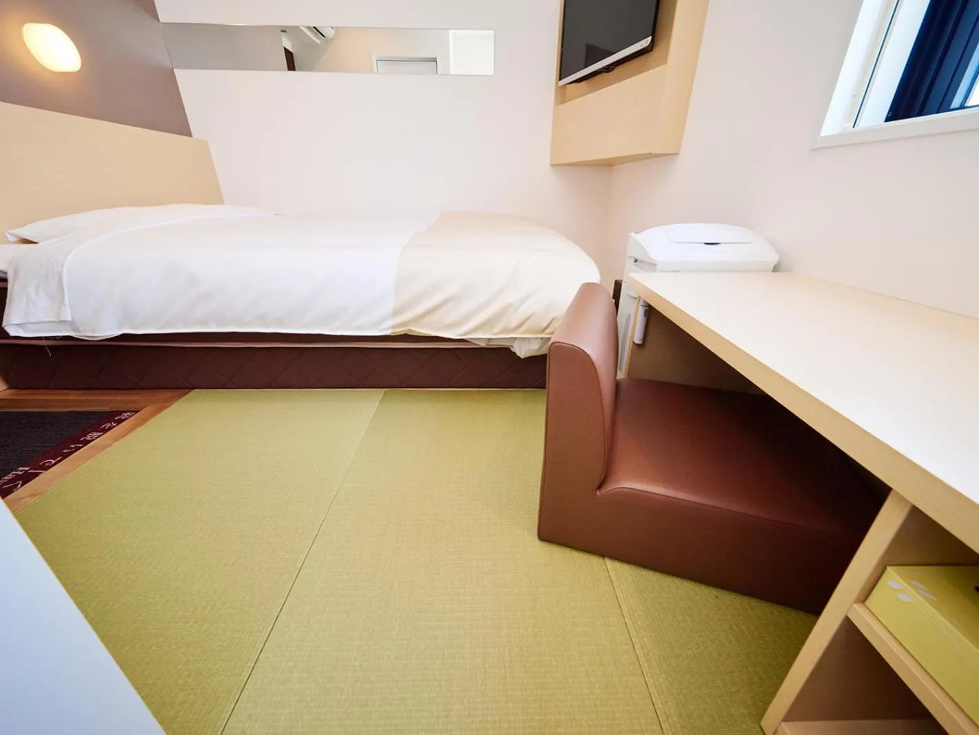 Bed in Super Hotel Akihabara Suehirocho