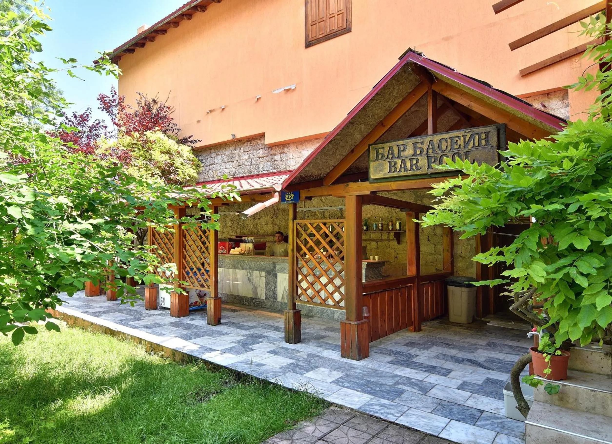 Lobby or reception in Estreya Residence Hotel and SPA