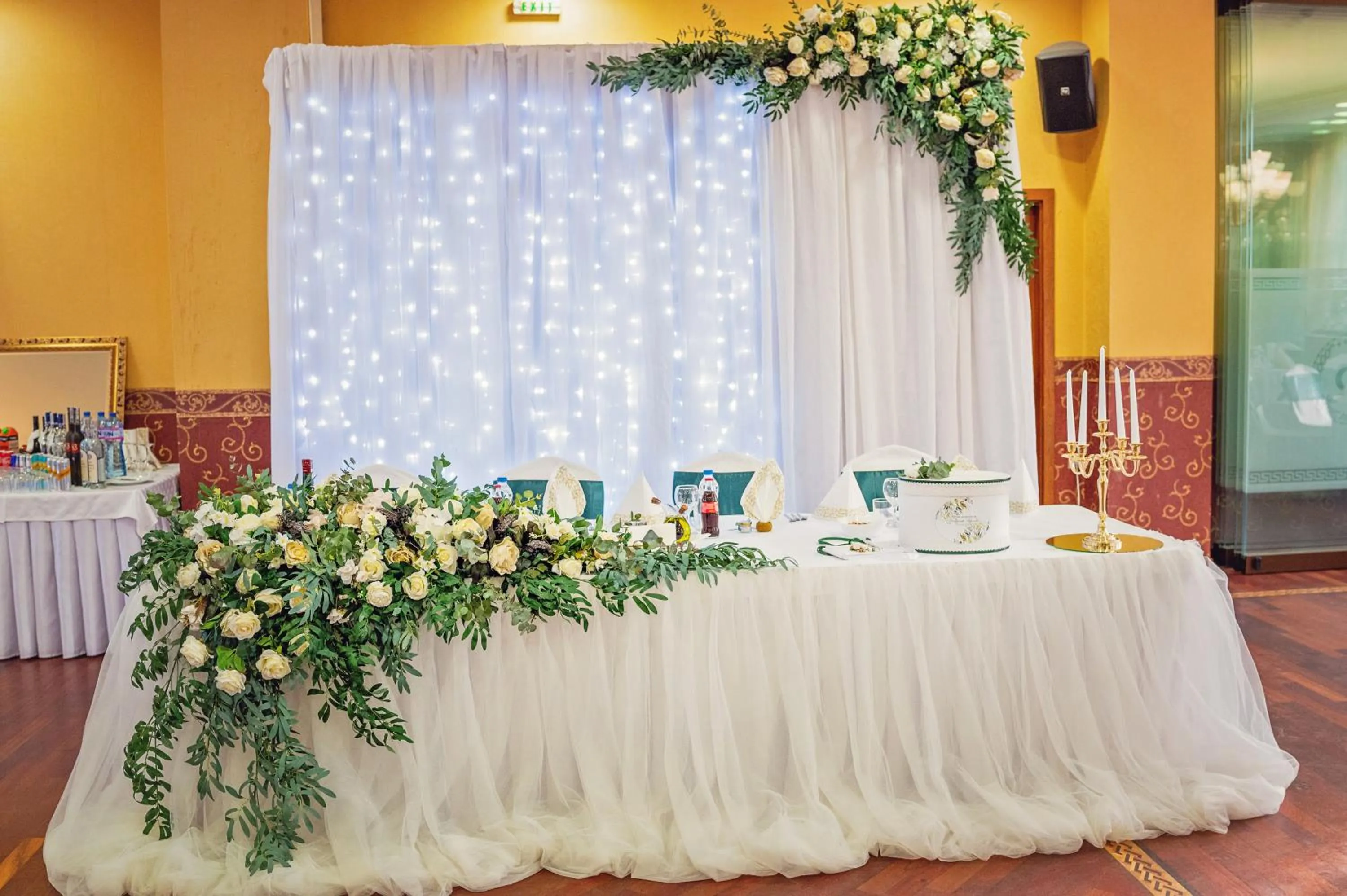 Banquet/Function facilities in Estreya Residence Hotel and SPA