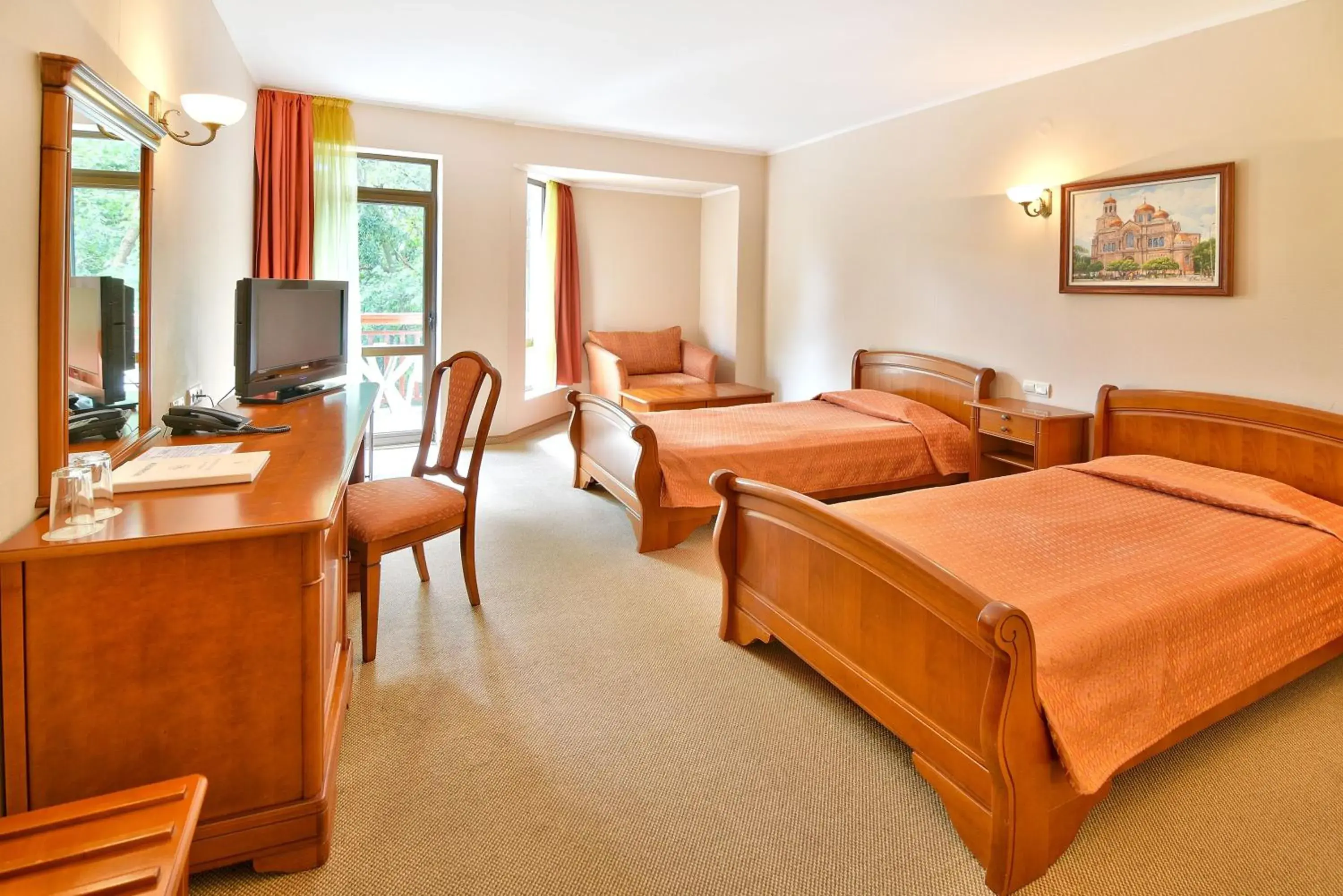 Single Room in Estreya Residence Hotel and SPA Single Room in Estreya Residence Hotel and SPA