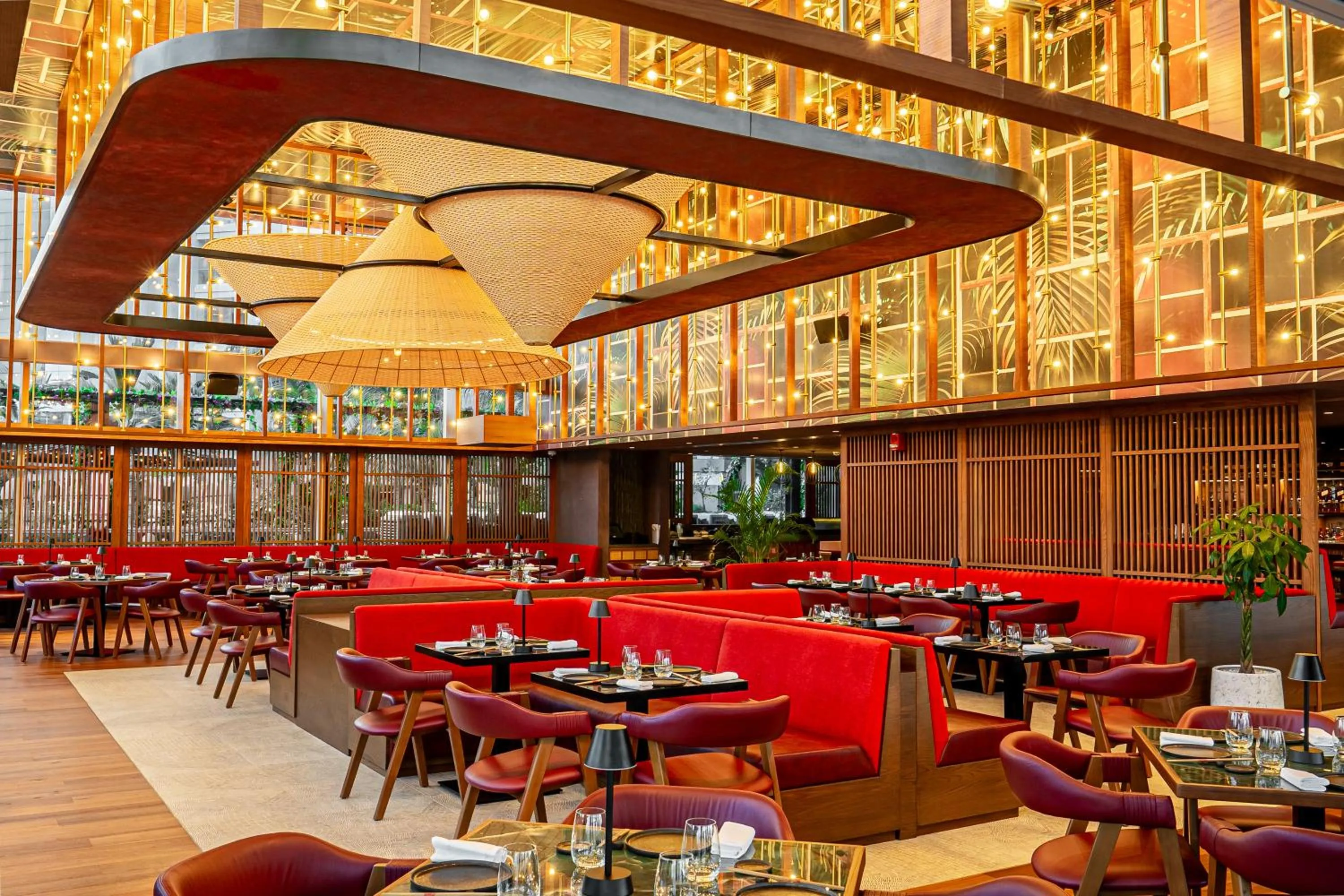 Restaurant/places to eat in Taj Dubai