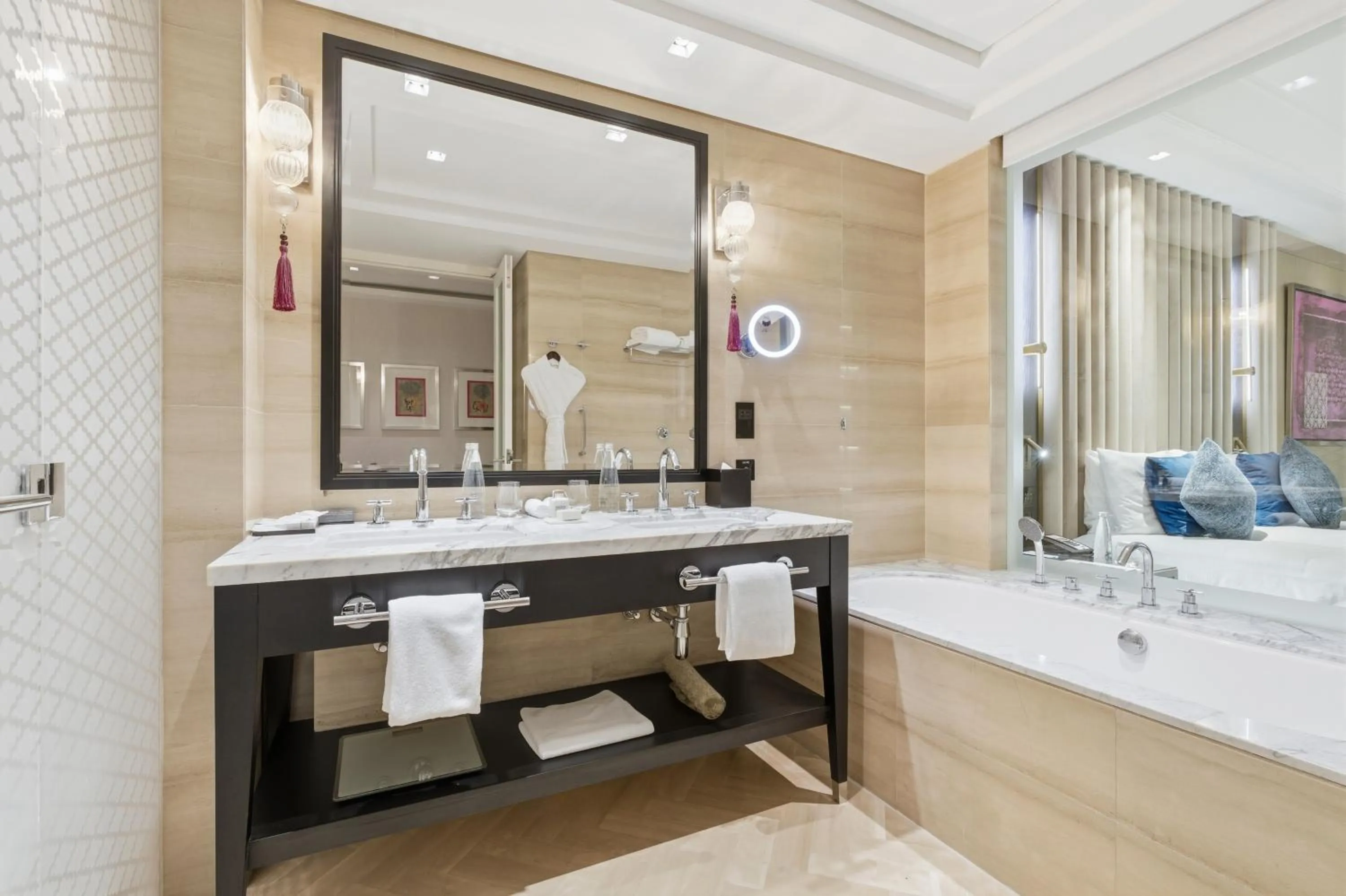 Bathroom in Taj Dubai