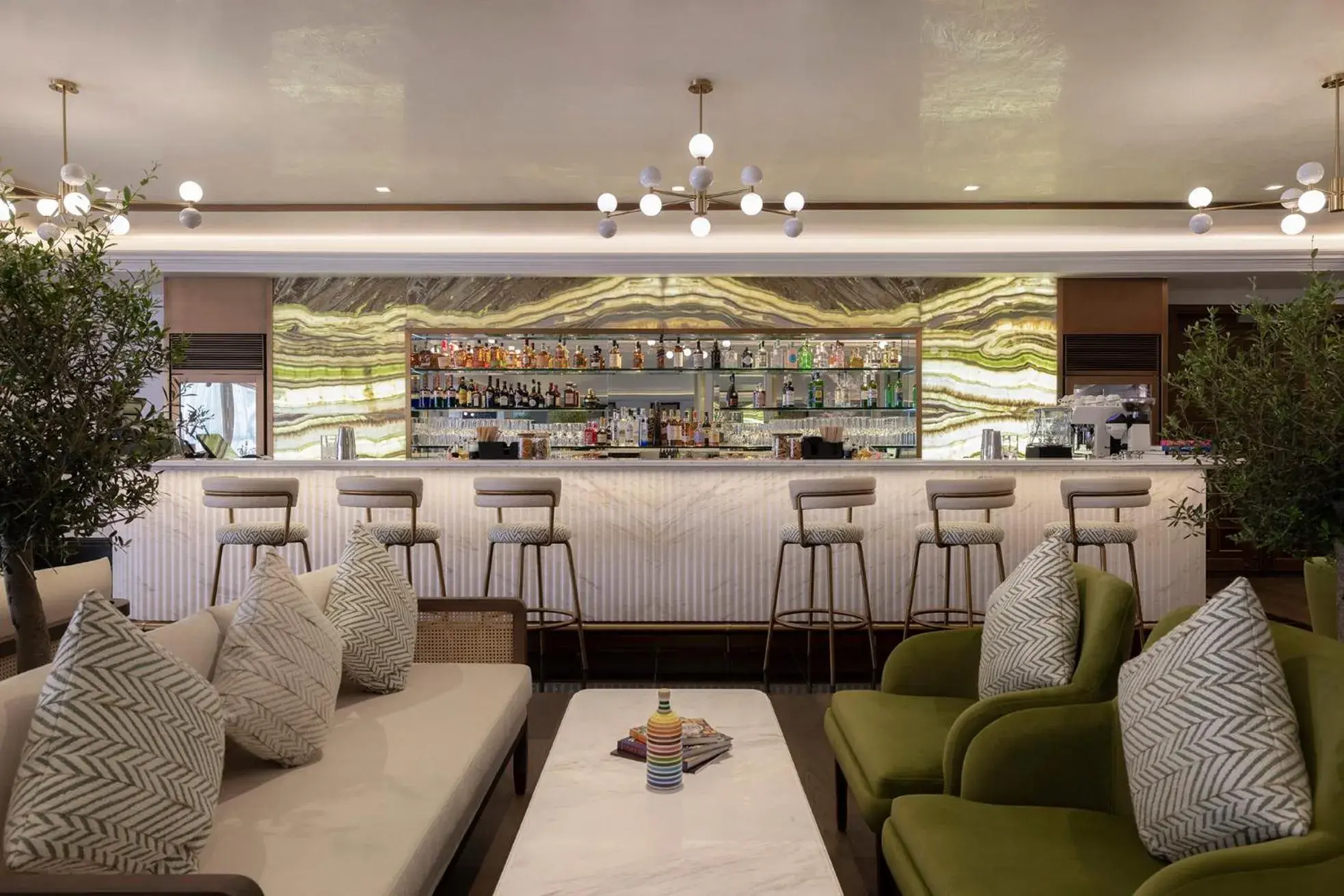 Restaurant/places to eat in Taj Dubai Restaurant/places to eat in Taj Dubai