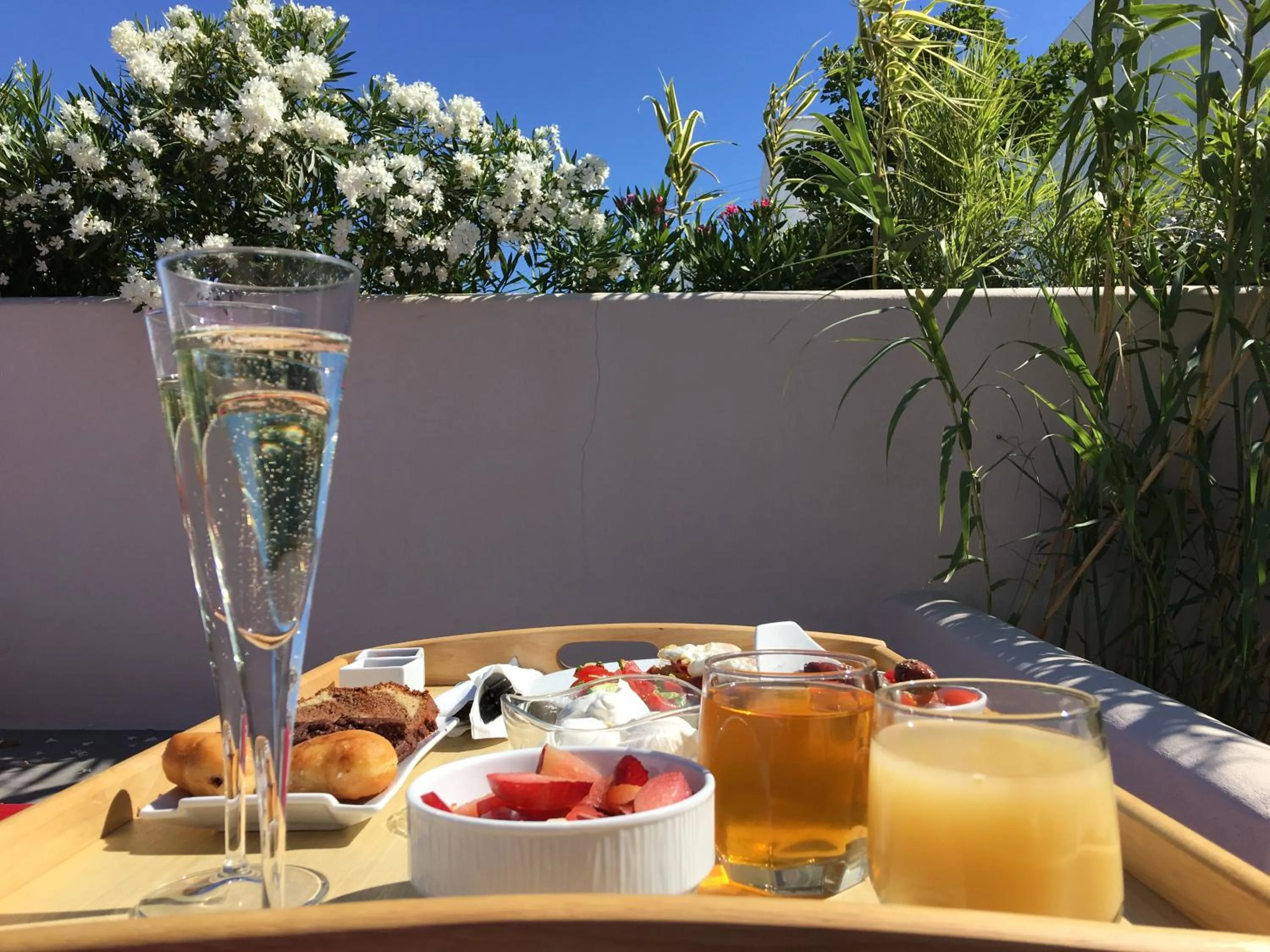 Breakfast in Art Hotel Santorini