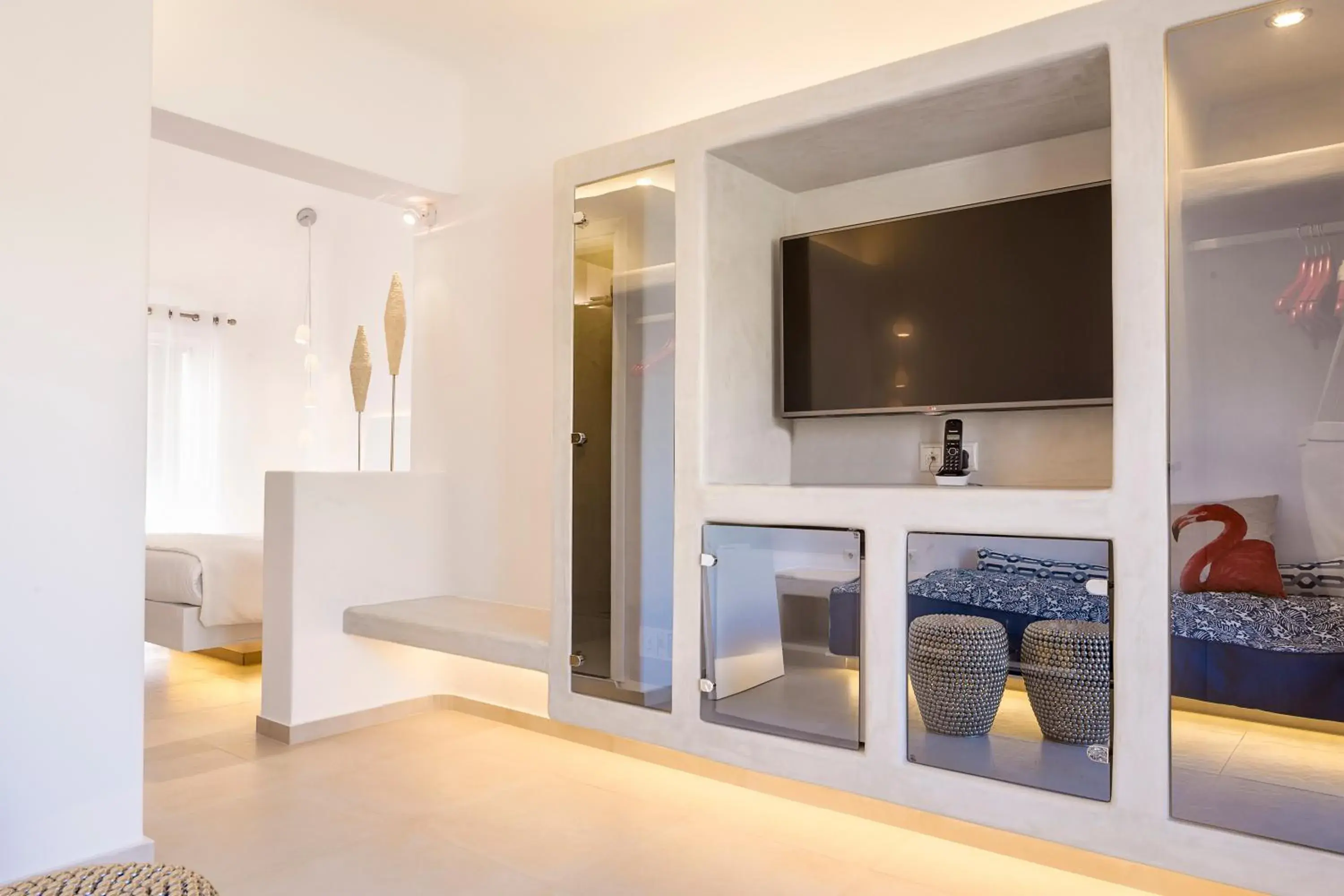 TV and multimedia, Bed in Art Hotel Santorini TV and multimedia, Bed in Art Hotel Santorini