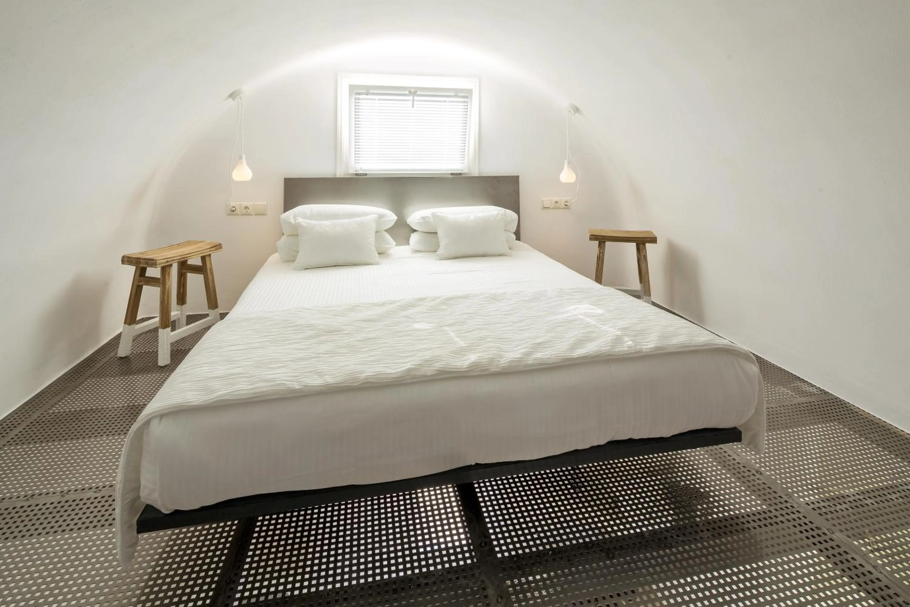 Bedroom, Bed in Art Hotel Santorini