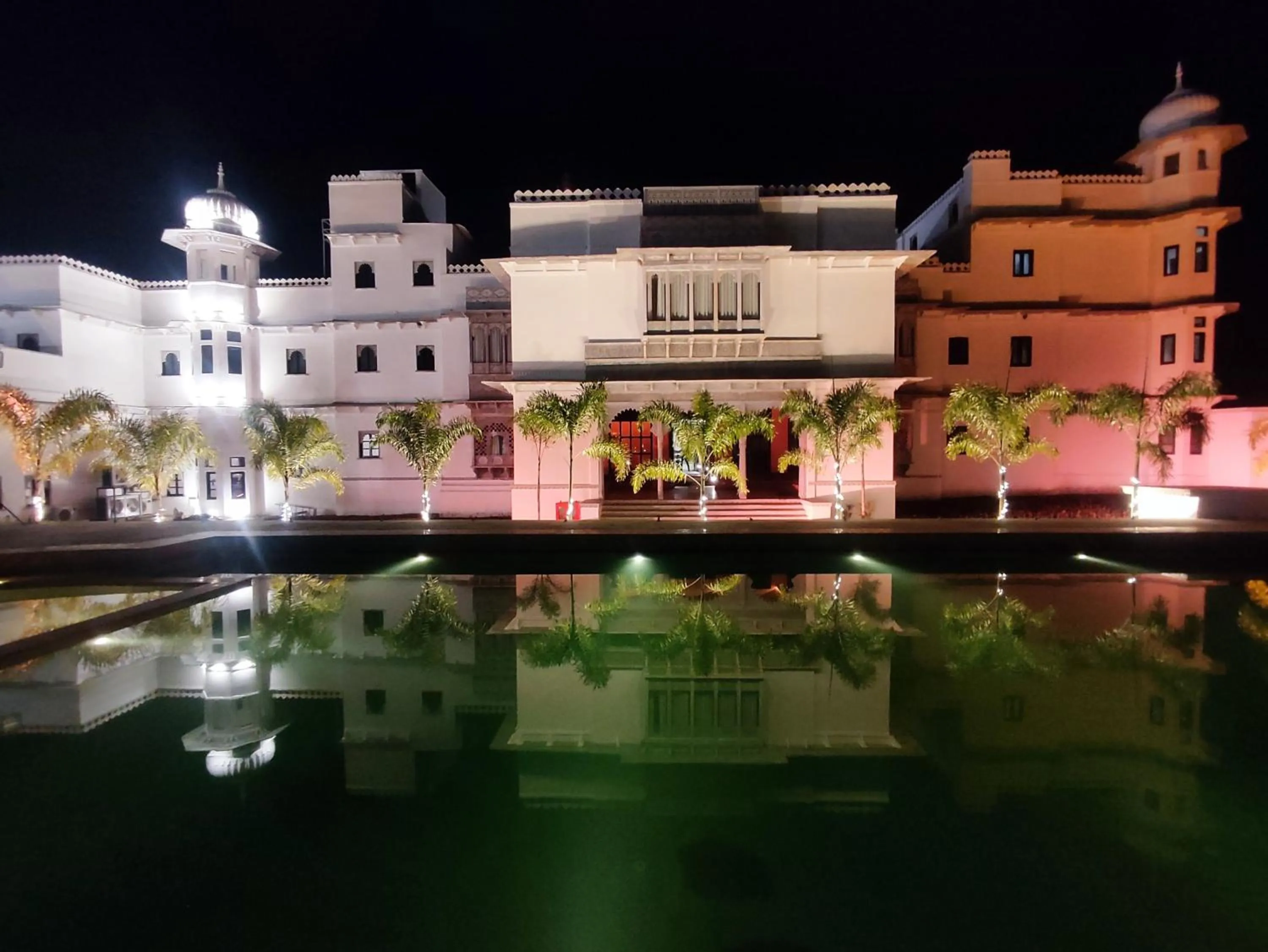 Facade/entrance in Daulatgarh Resort