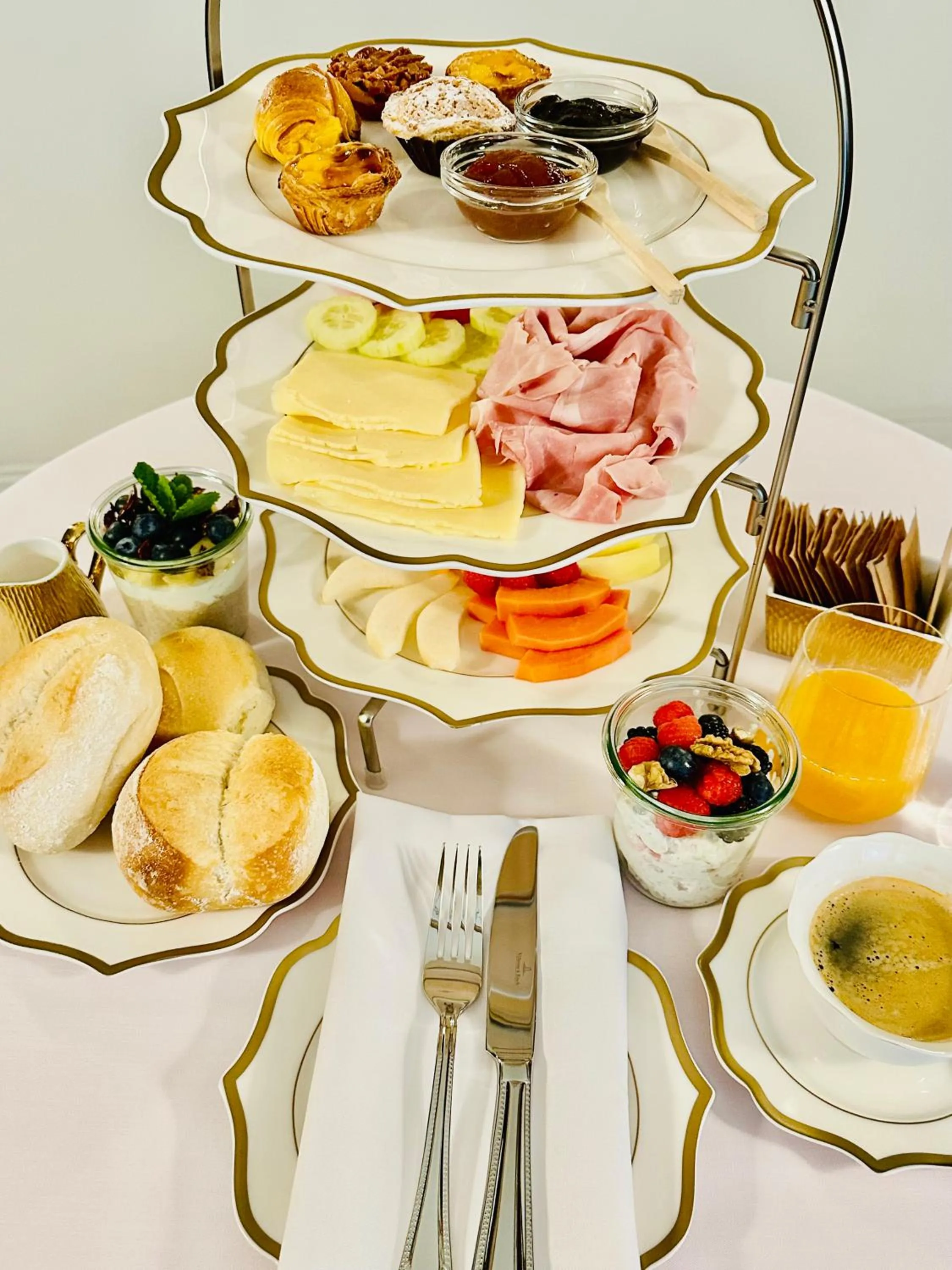 Breakfast in DEUXMECS Porto