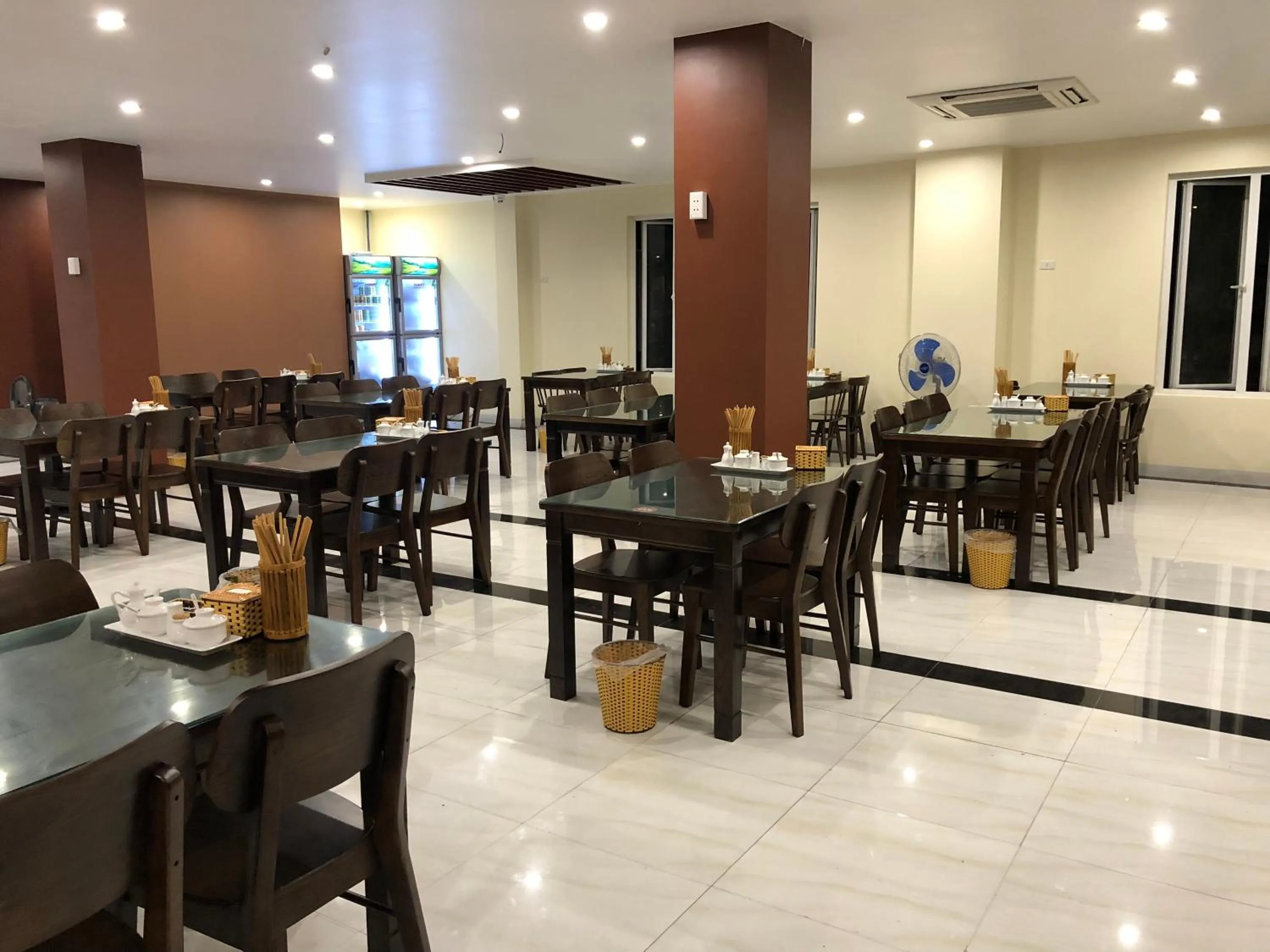 Dining area in Dragon Airport Hotel