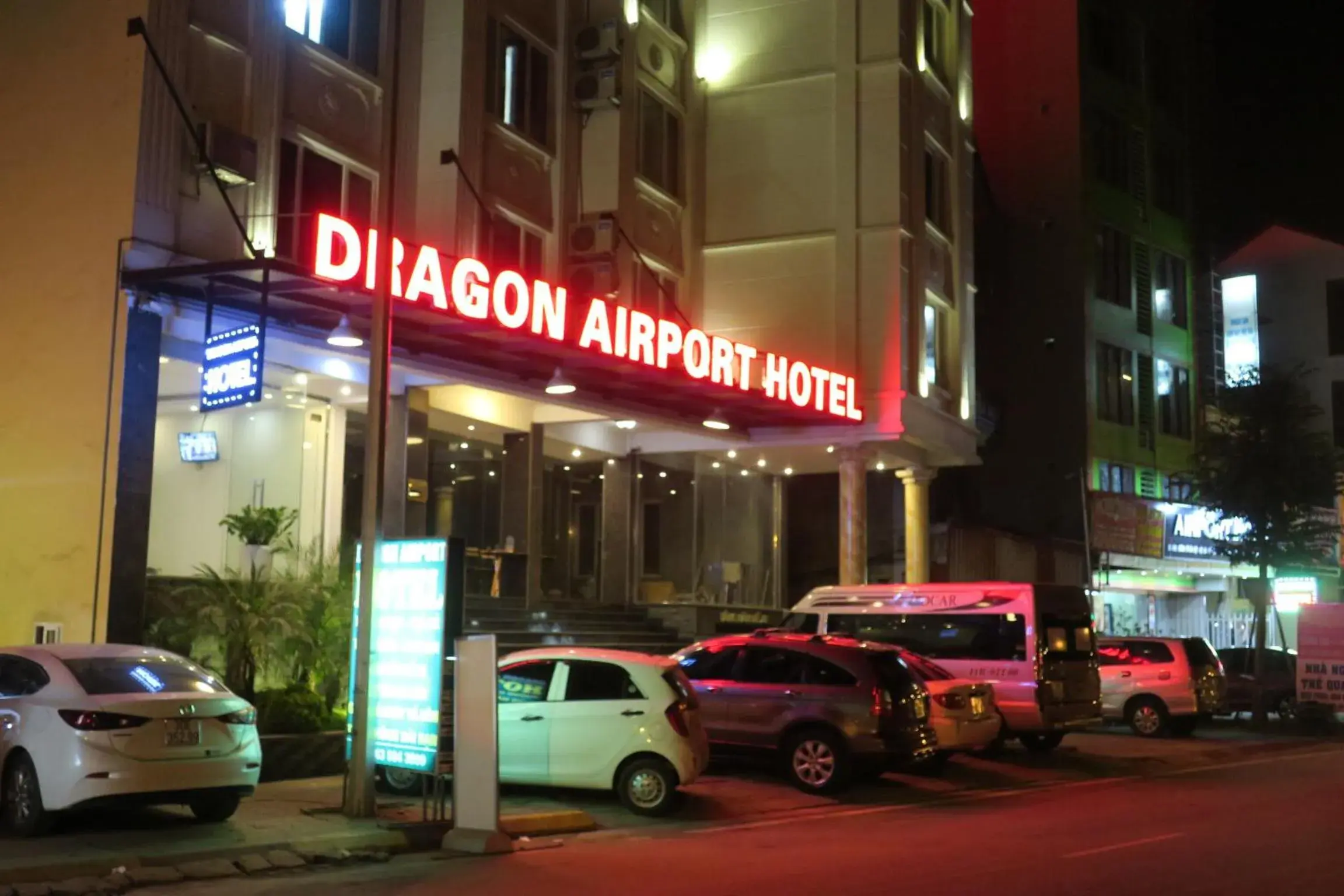 Facade/entrance in Dragon Airport Hotel Facade/entrance in Dragon Airport Hotel